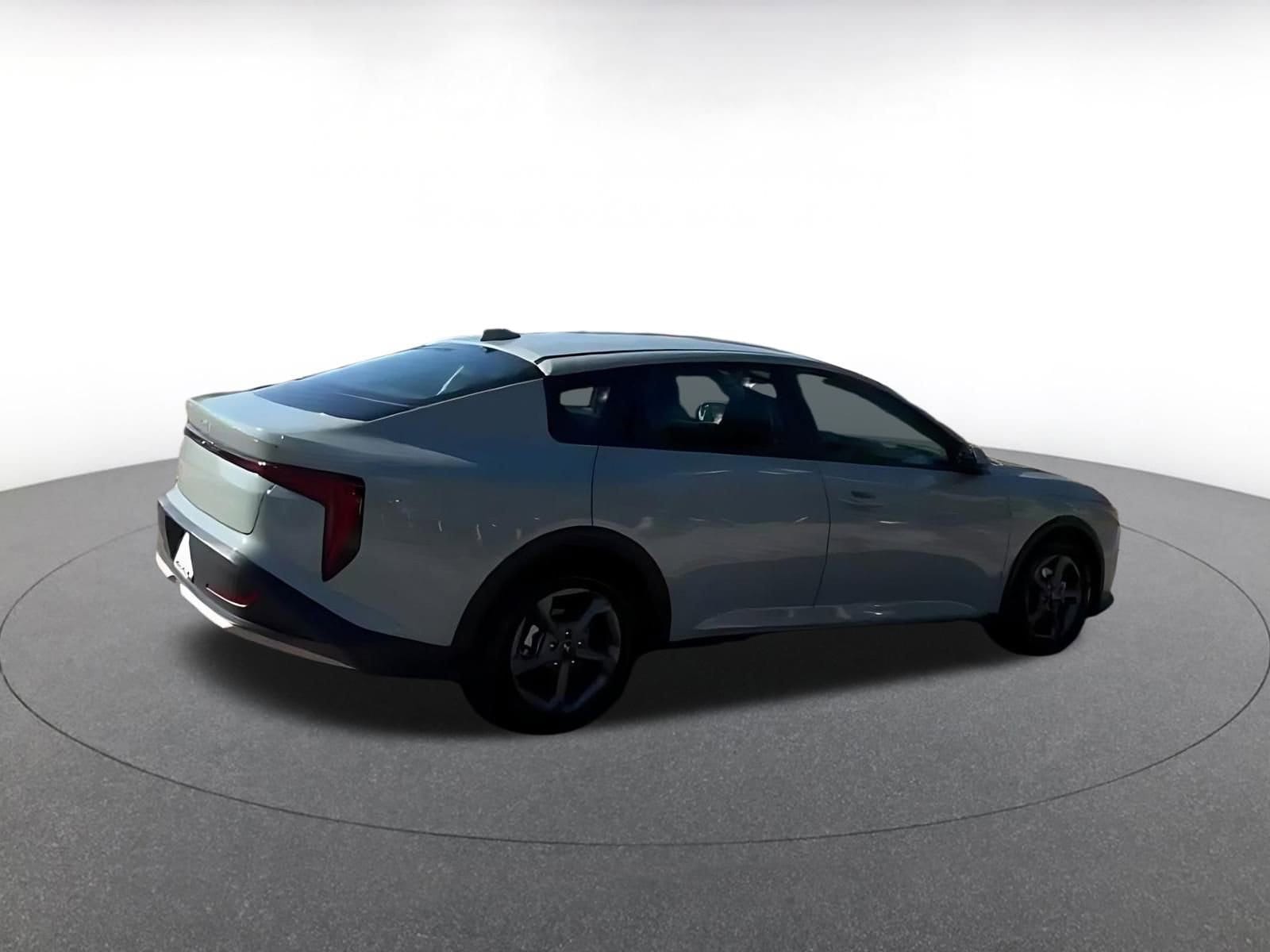 Thumbnail: 2025 Kia K4 - 11