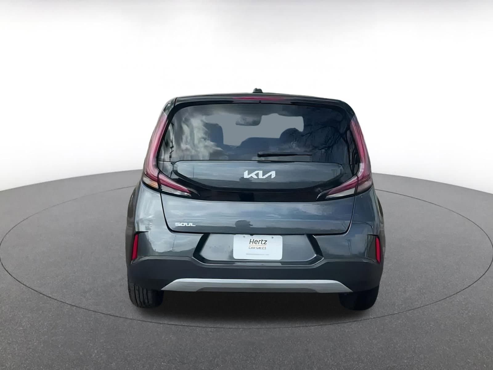 2024 Kia Soul LX 12