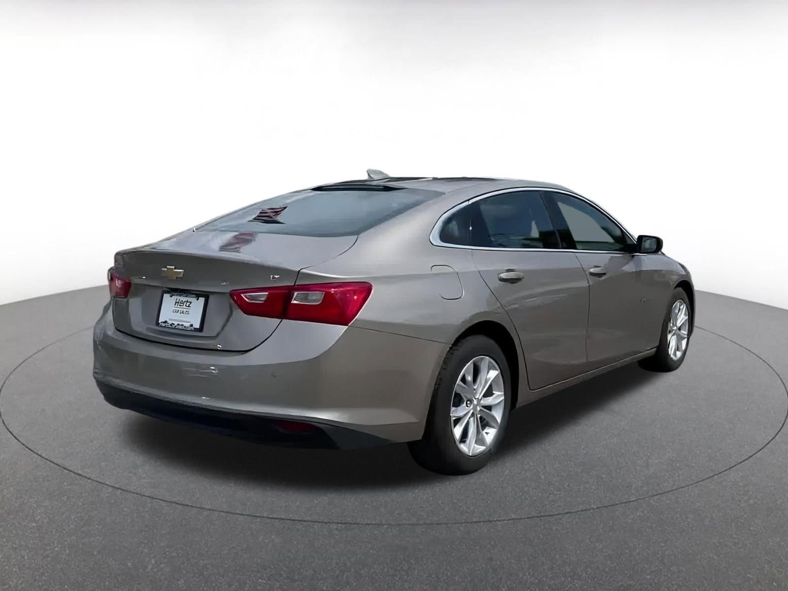 2024 Chevrolet Malibu LT 13