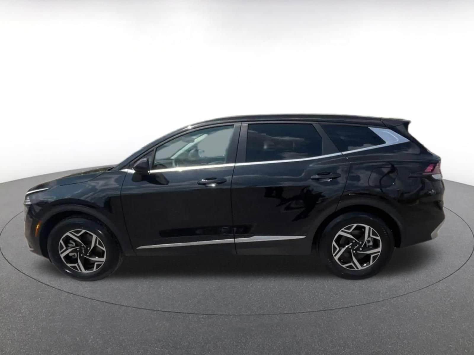 Thumbnail: 2025 Kia Sportage - 9