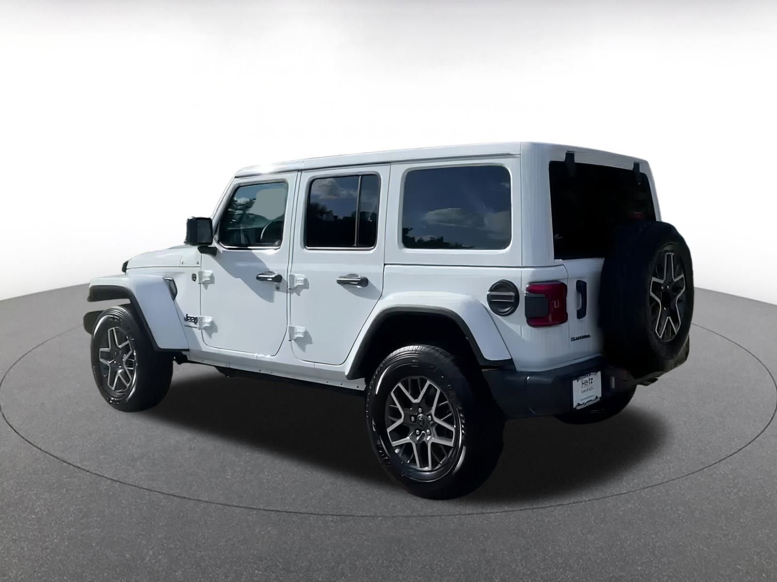 Thumbnail: 2025 Jeep Wrangler - 11
