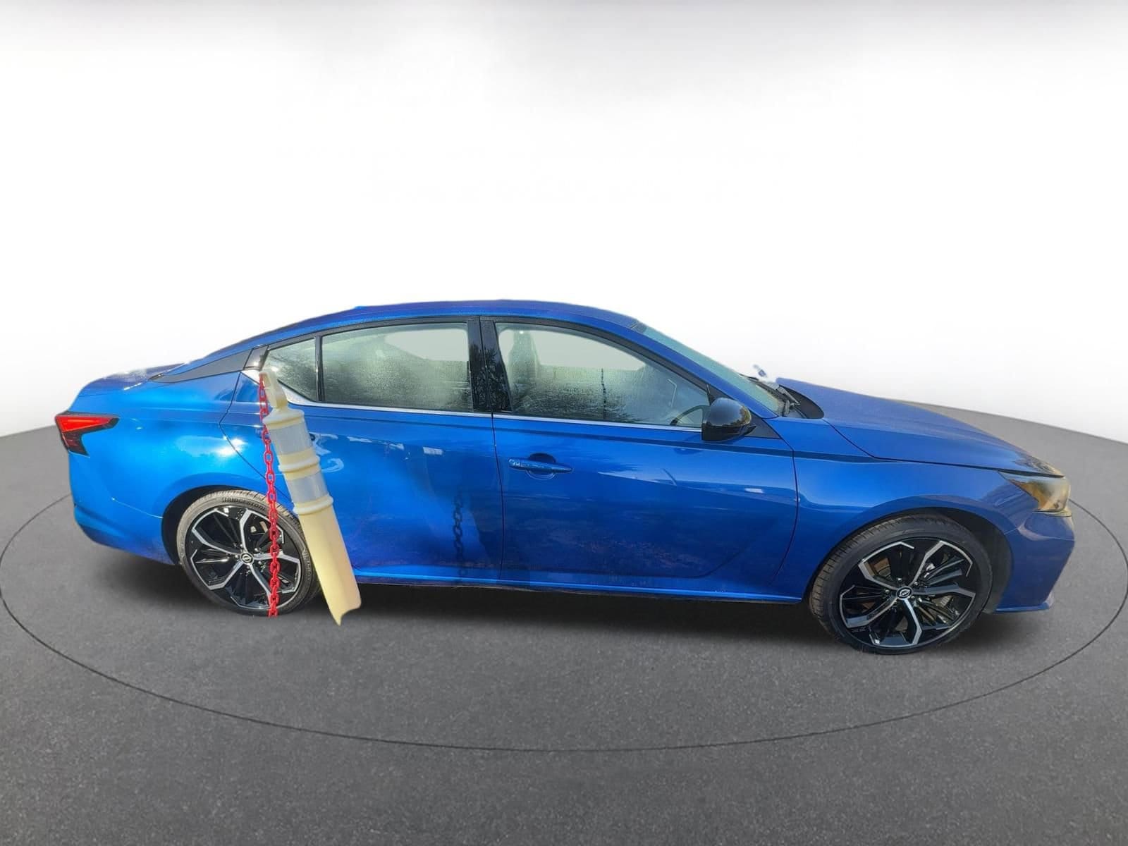 Thumbnail: 2025 Nissan Altima - 8