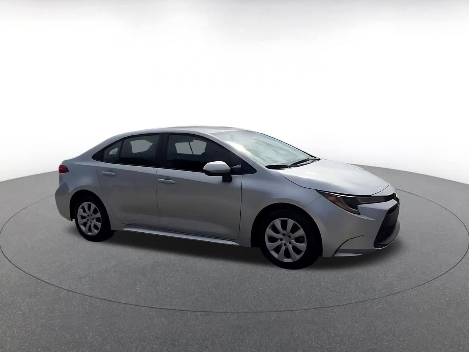 Thumbnail: 2025 Toyota Corolla - 2