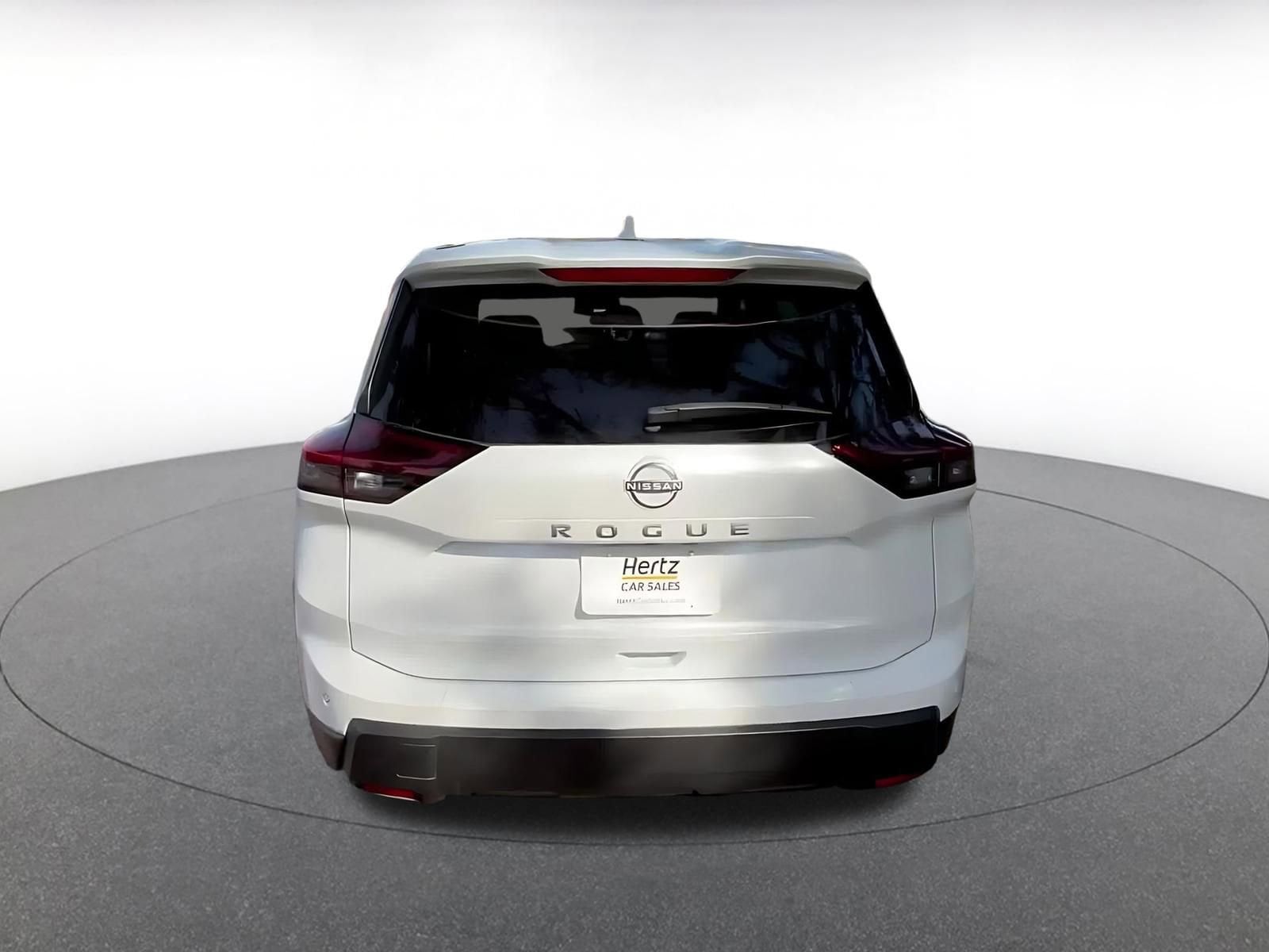 Thumbnail: 2025 Nissan Rogue - 12