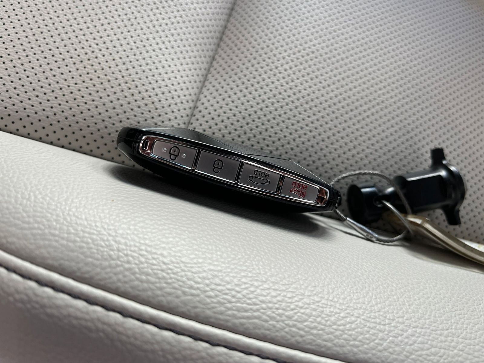 Thumbnail: 2025 Genesis G70 - 22