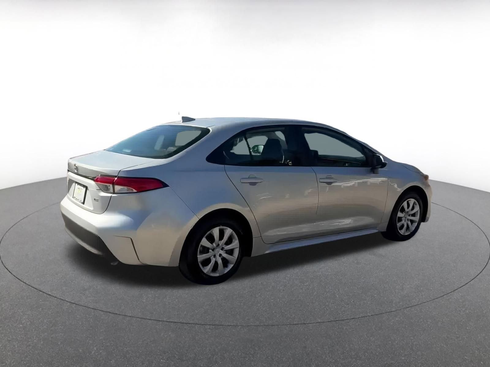 Thumbnail: 2025 Toyota Corolla - 14