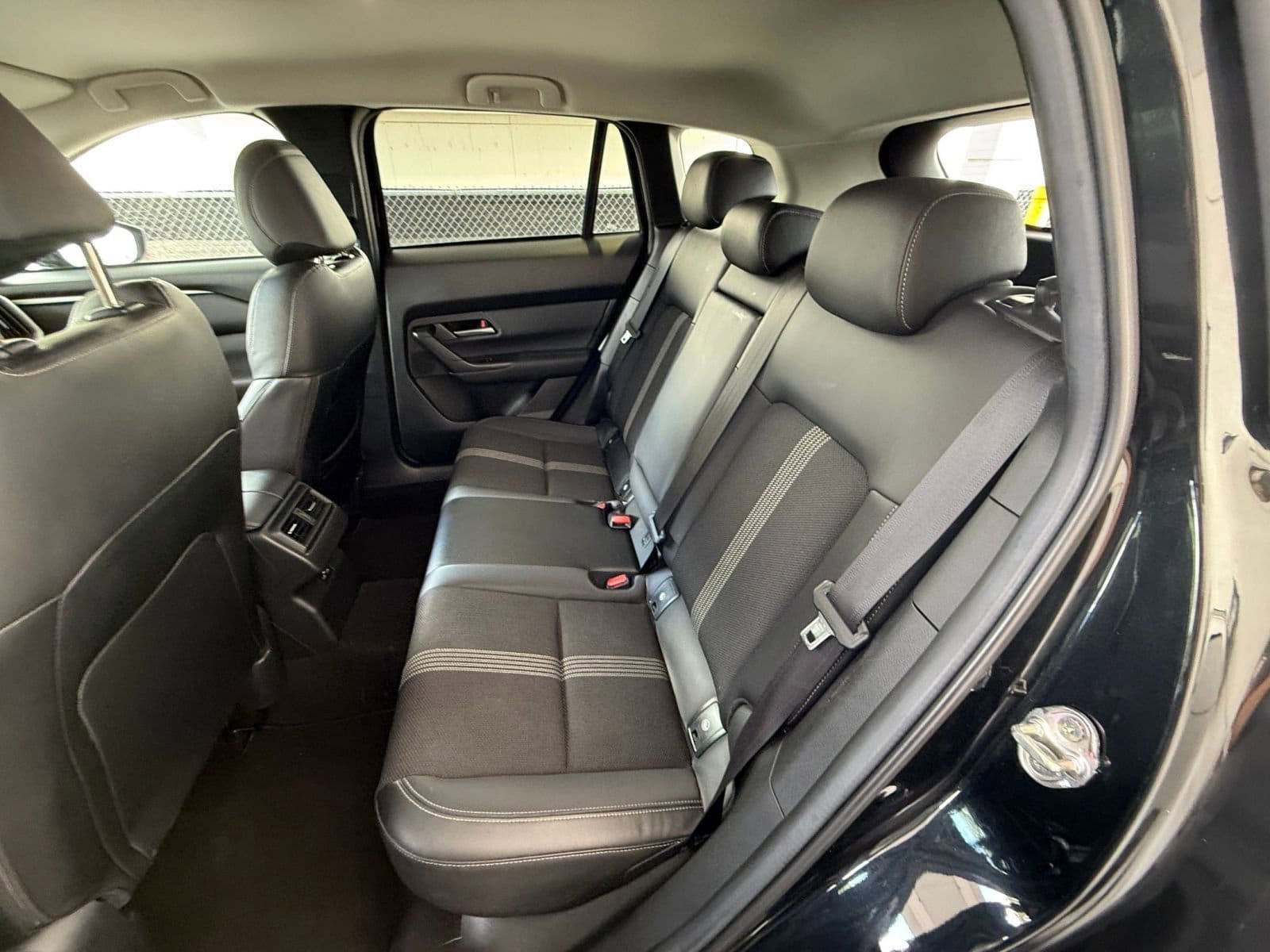 Thumbnail: 2025 Mazda CX-50 - 25