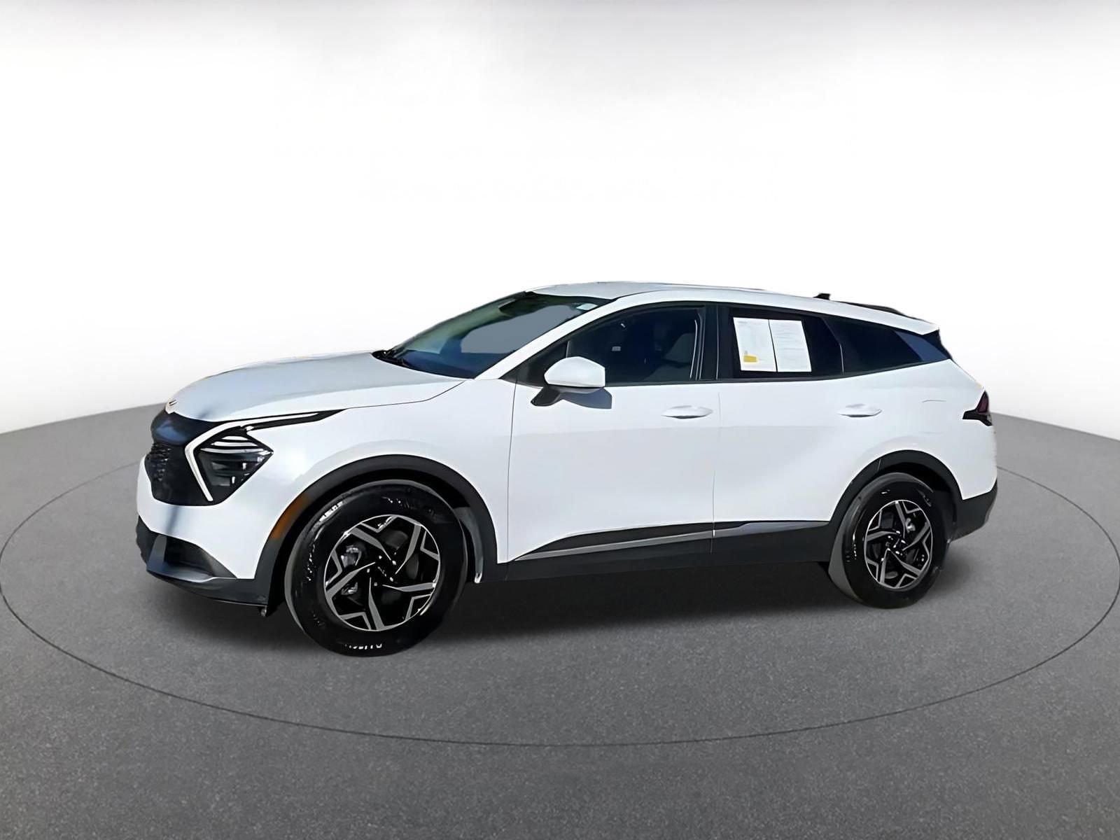 Thumbnail: 2025 Kia Sportage - 8