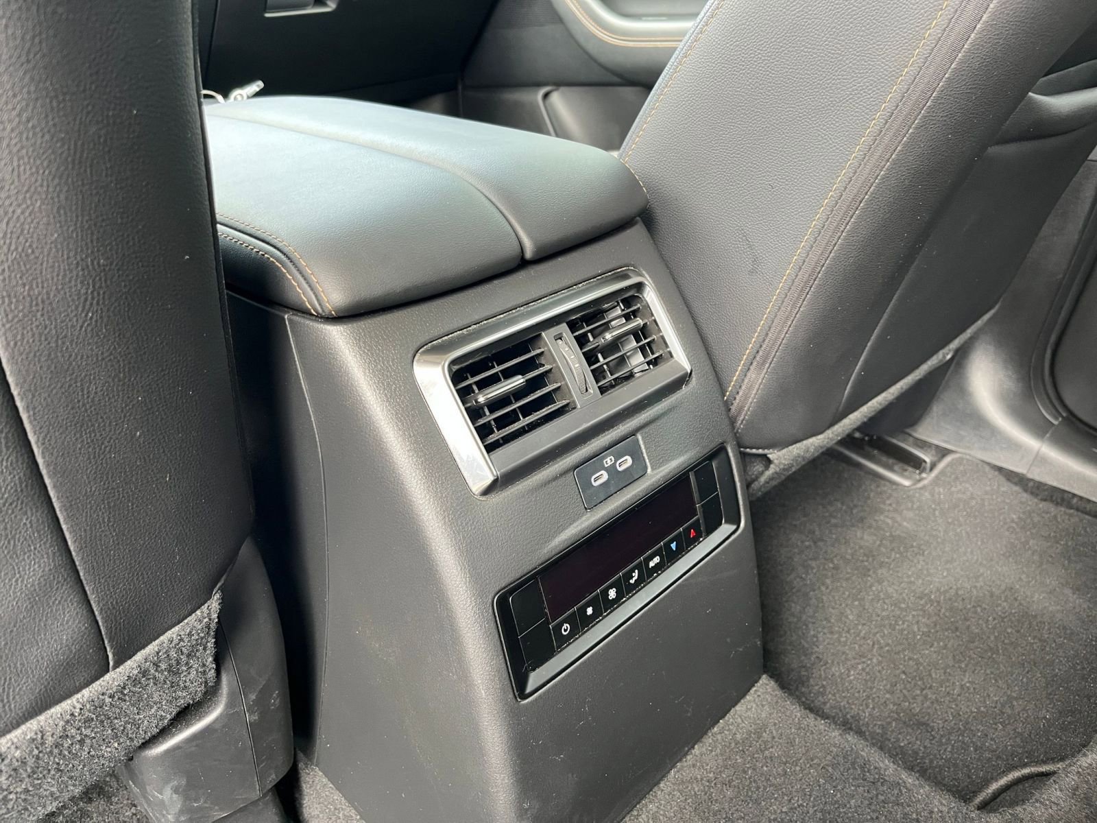 Thumbnail: 2025 Mazda CX-70 - 24