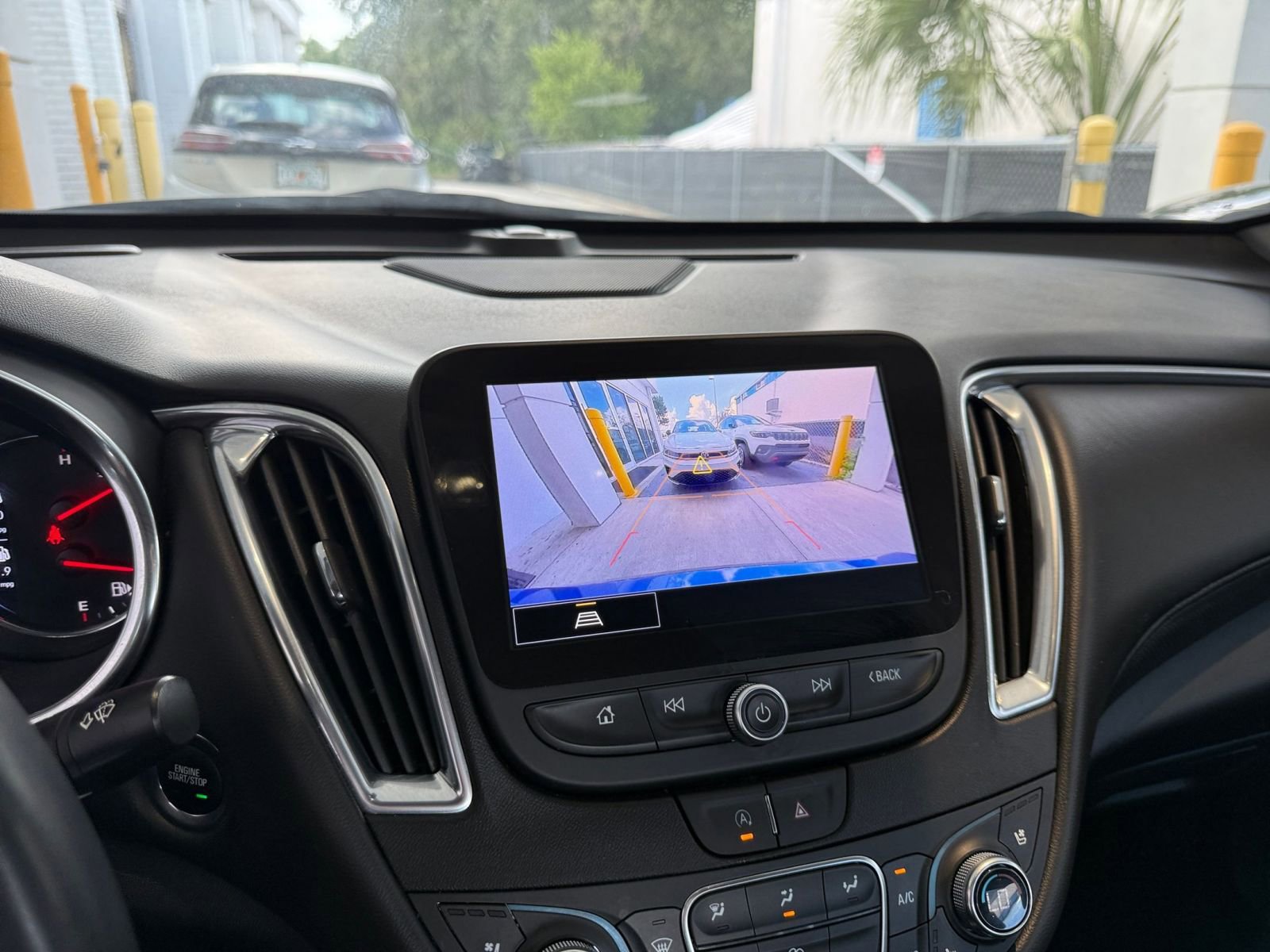 Thumbnail: 2024 Chevrolet Malibu - 17