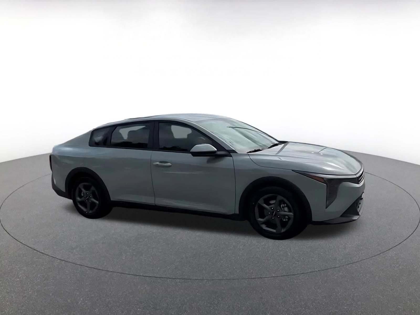 Thumbnail: 2025 Kia K4 - 2