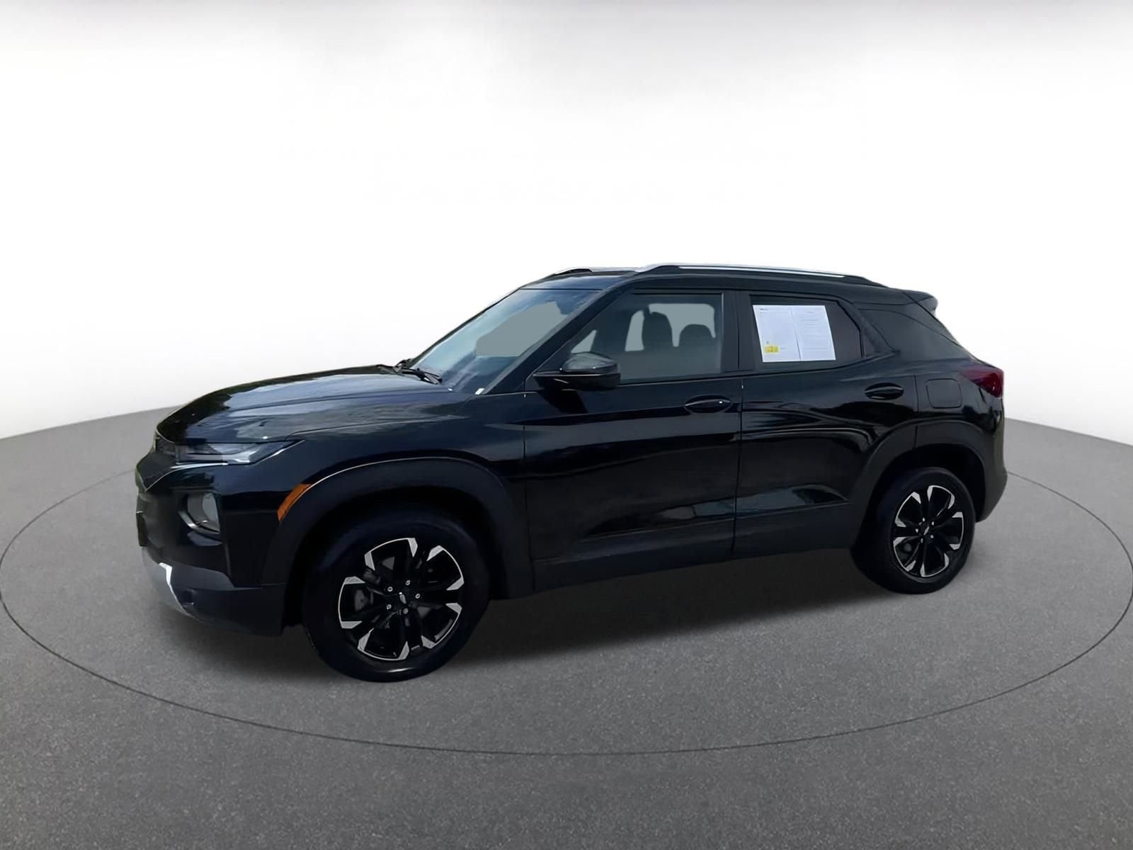 Thumbnail: 2023 Chevrolet TrailBlazer - 7