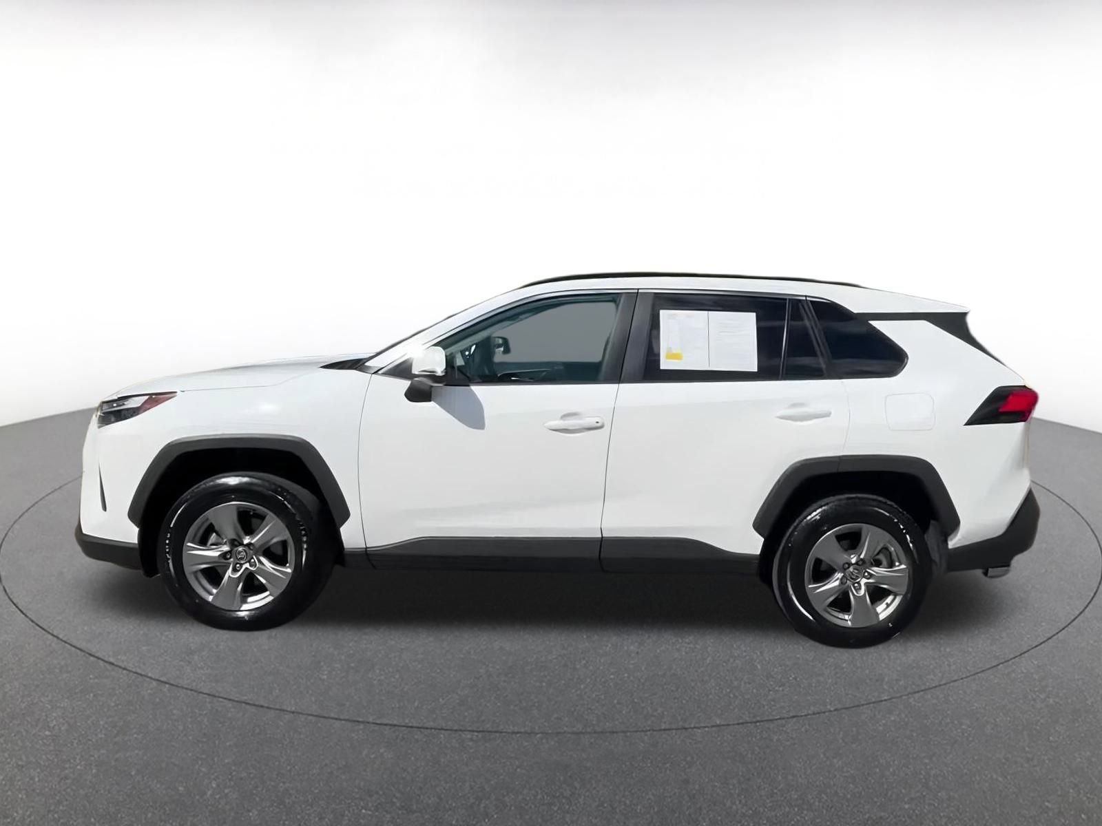 Thumbnail: 2025 Toyota RAV4 - 9