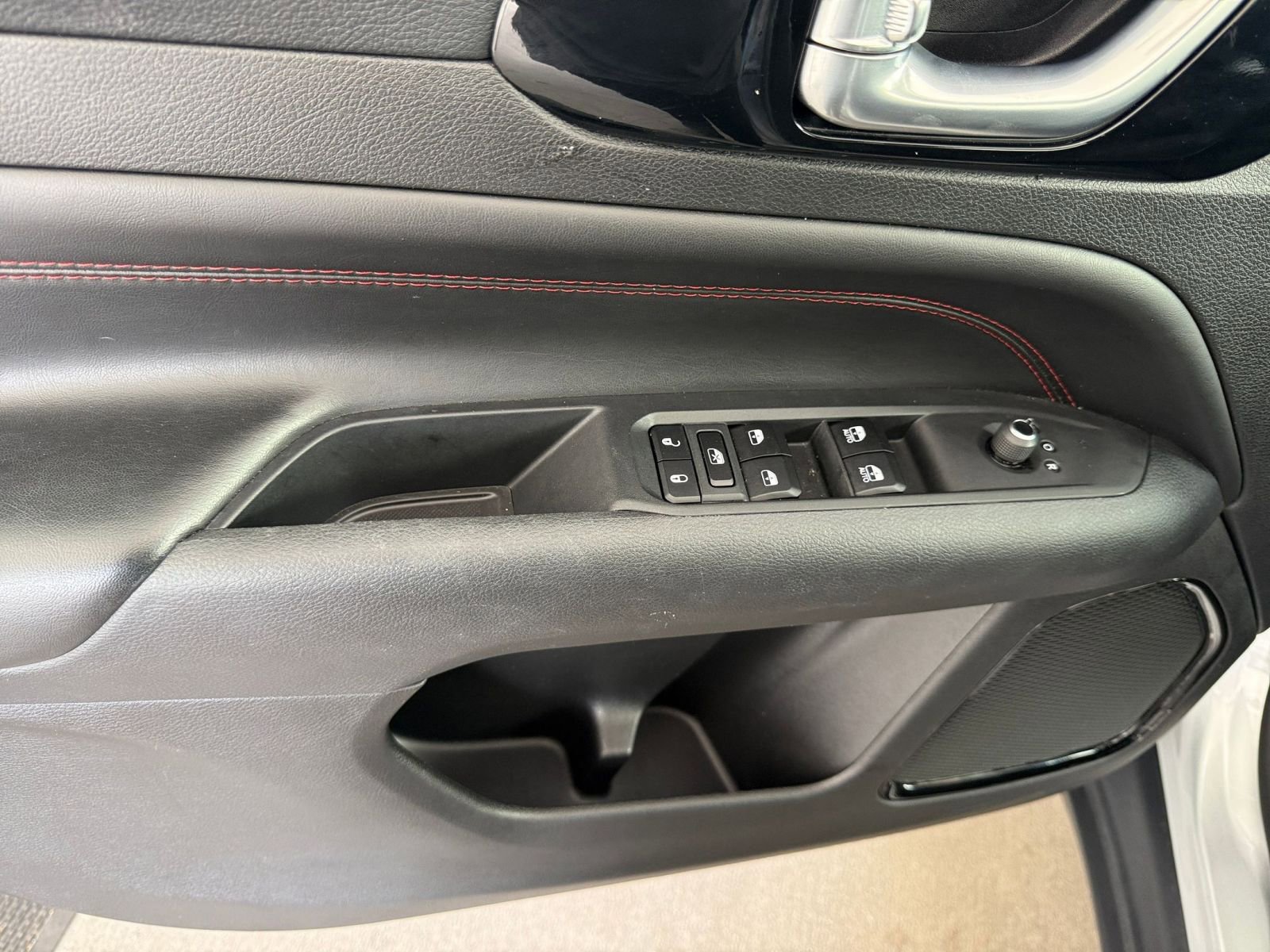 Thumbnail: 2025 Jeep Compass - 20