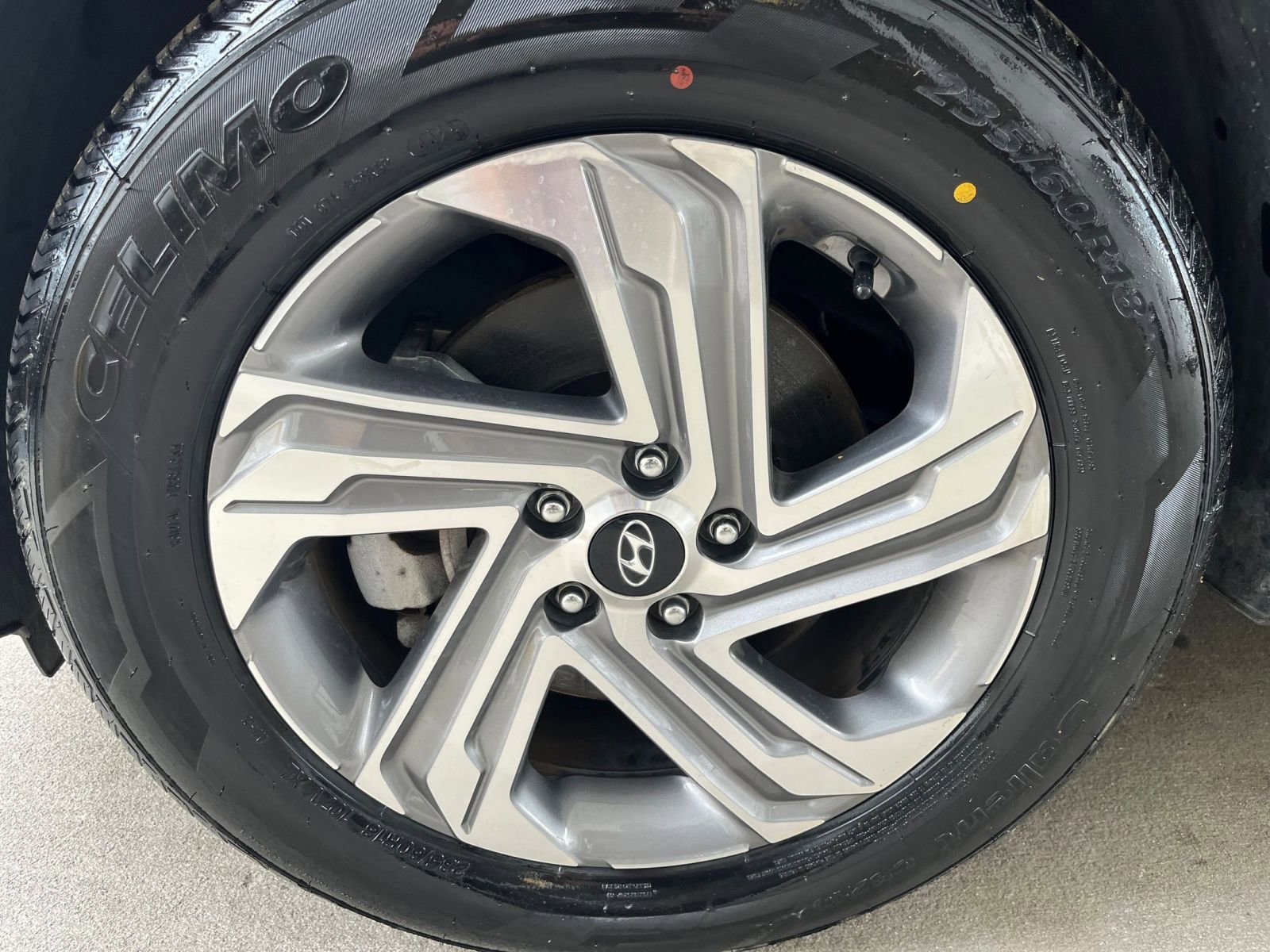 Thumbnail: 2023 Hyundai Santa Fe - 32