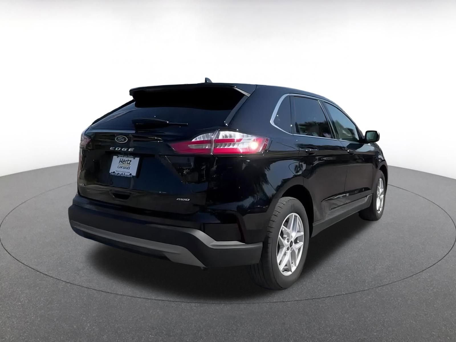 2024 Ford Edge SEL 12