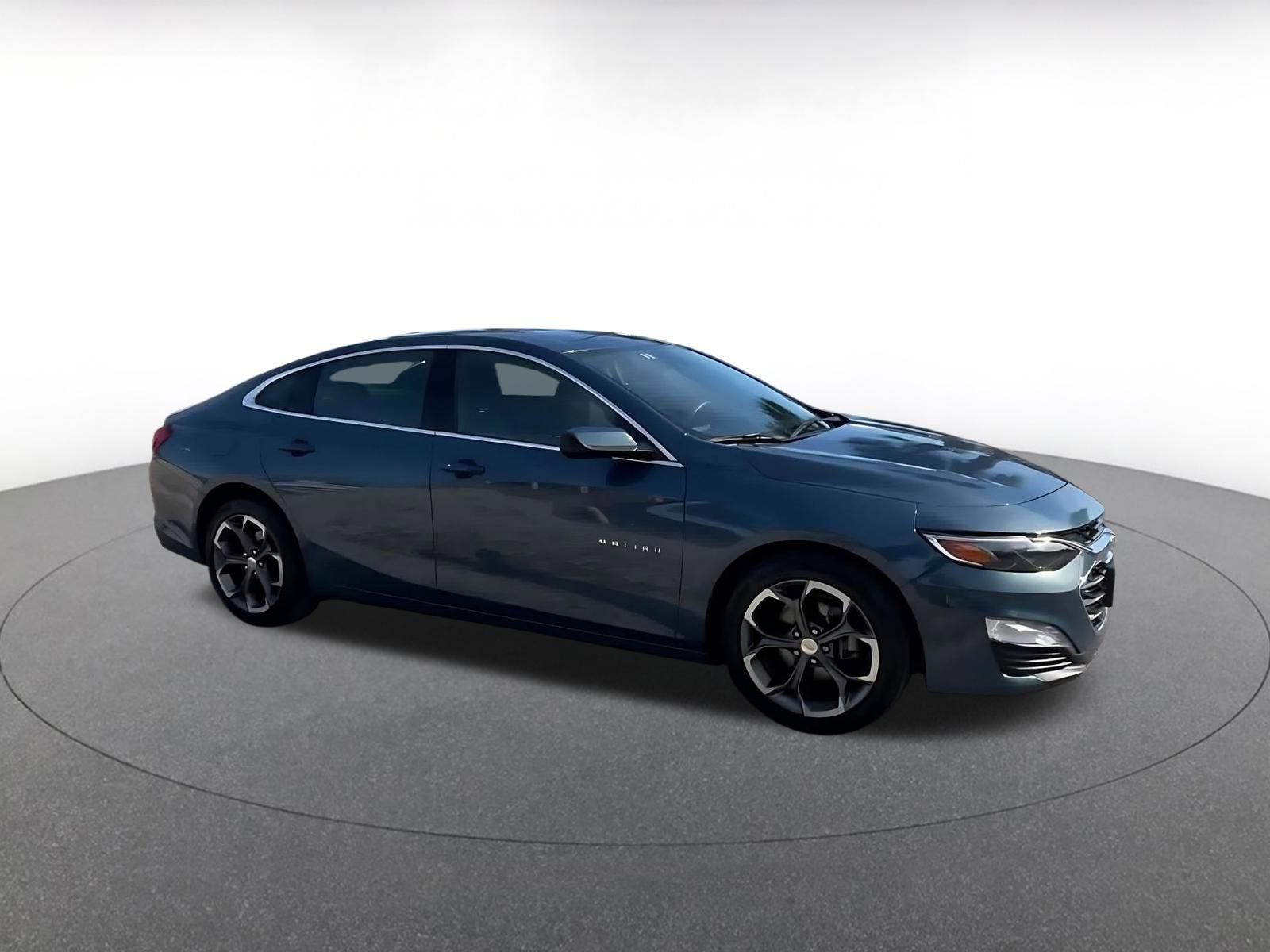 Thumbnail: 2024 Chevrolet Malibu - 2