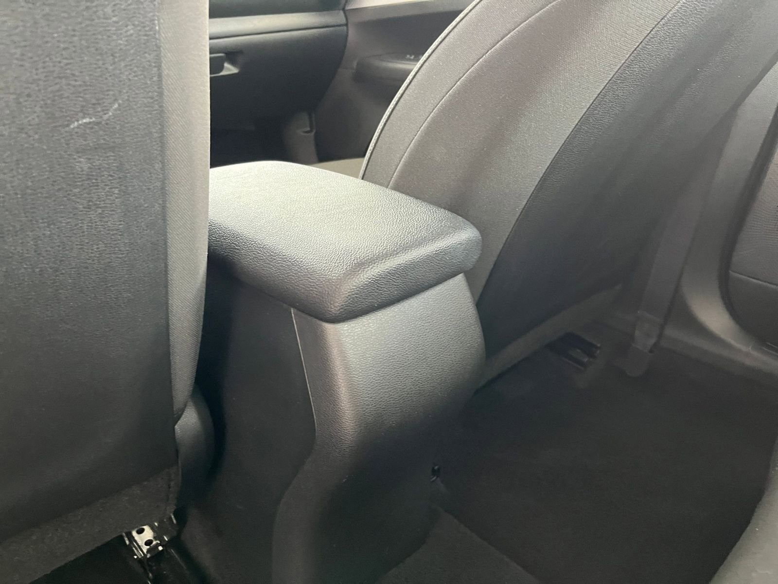 2024 Kia Forte LXS 25