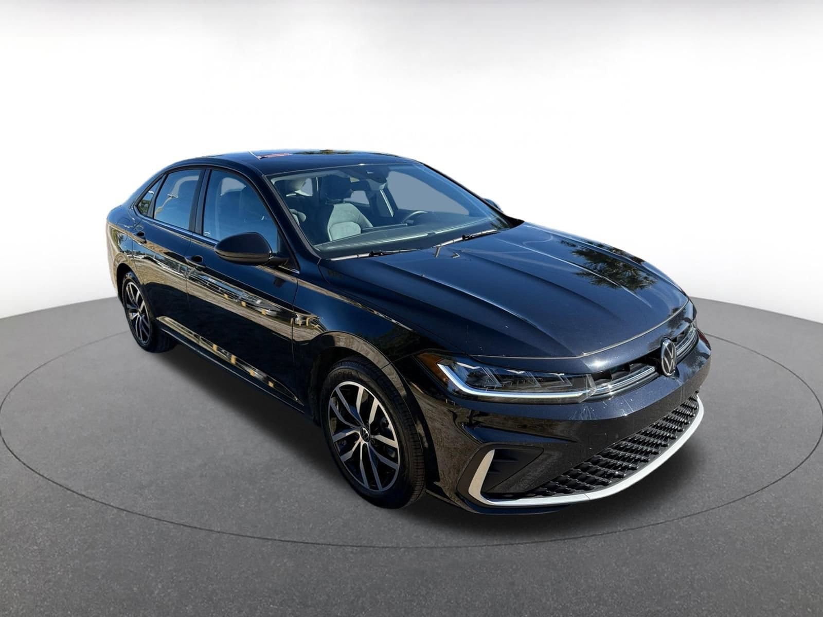 Thumbnail: 2025 Volkswagen Jetta - 1