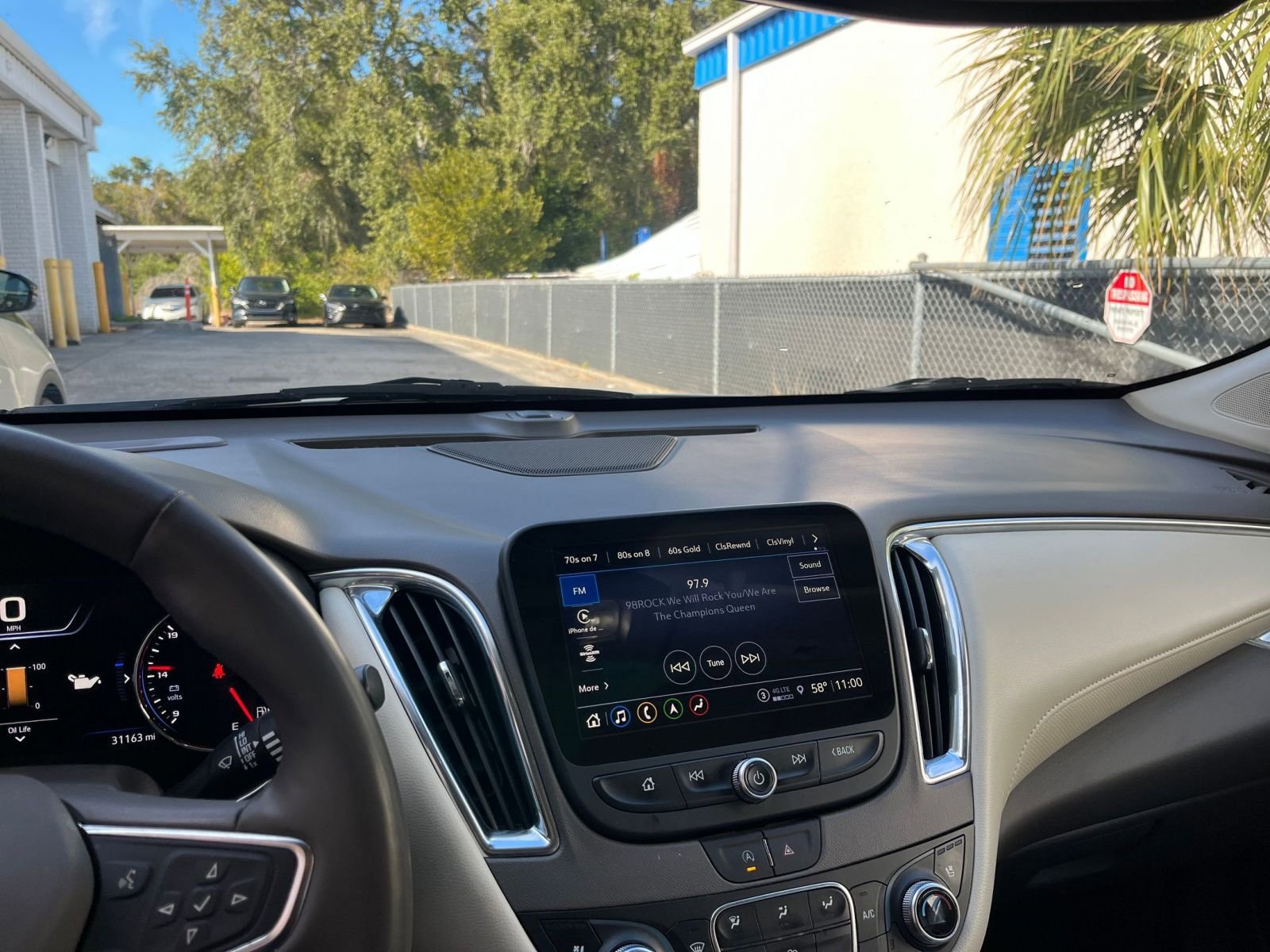 Thumbnail: 2024 Chevrolet Malibu - 18