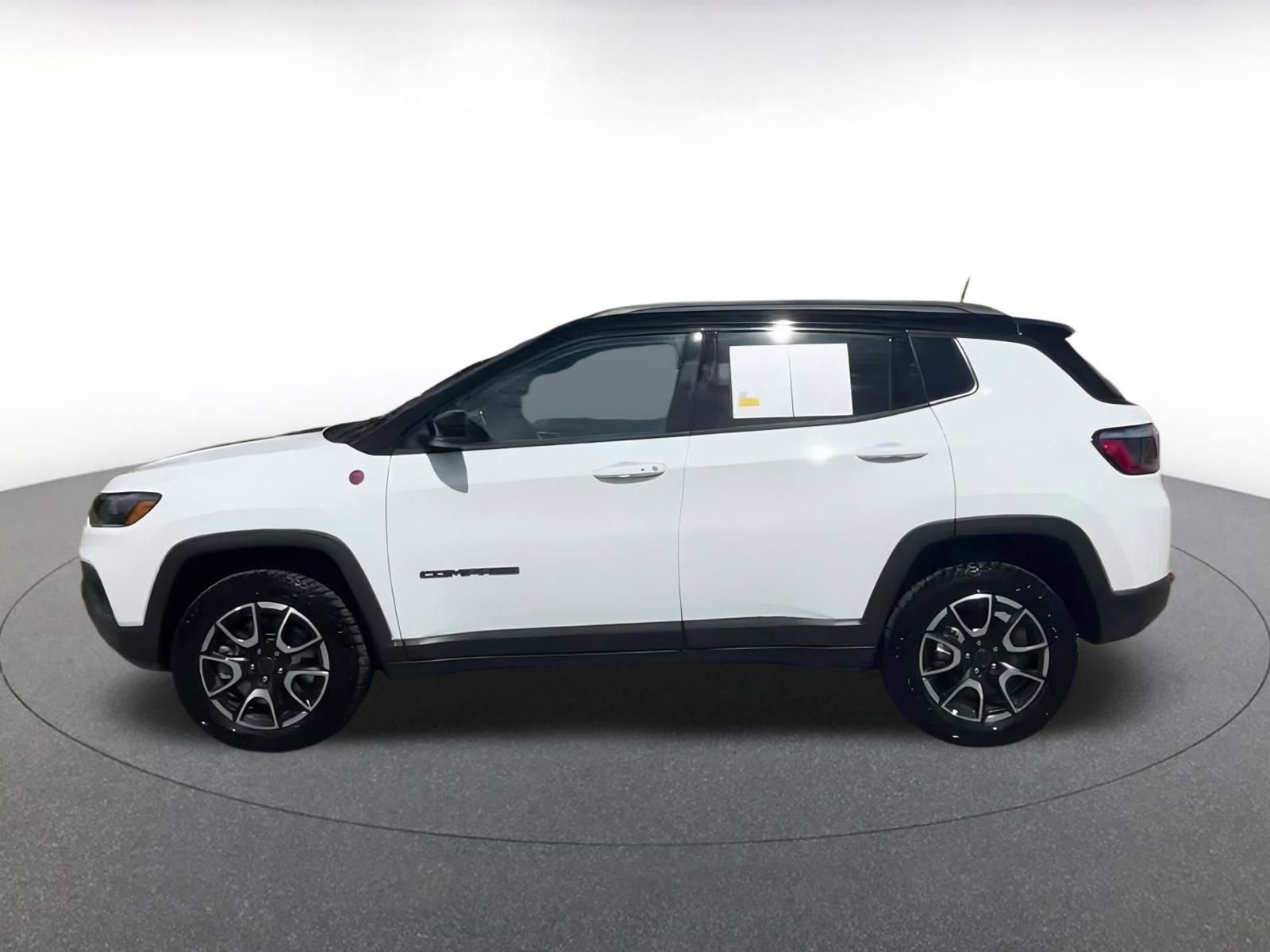 Thumbnail: 2025 Jeep Compass - 8