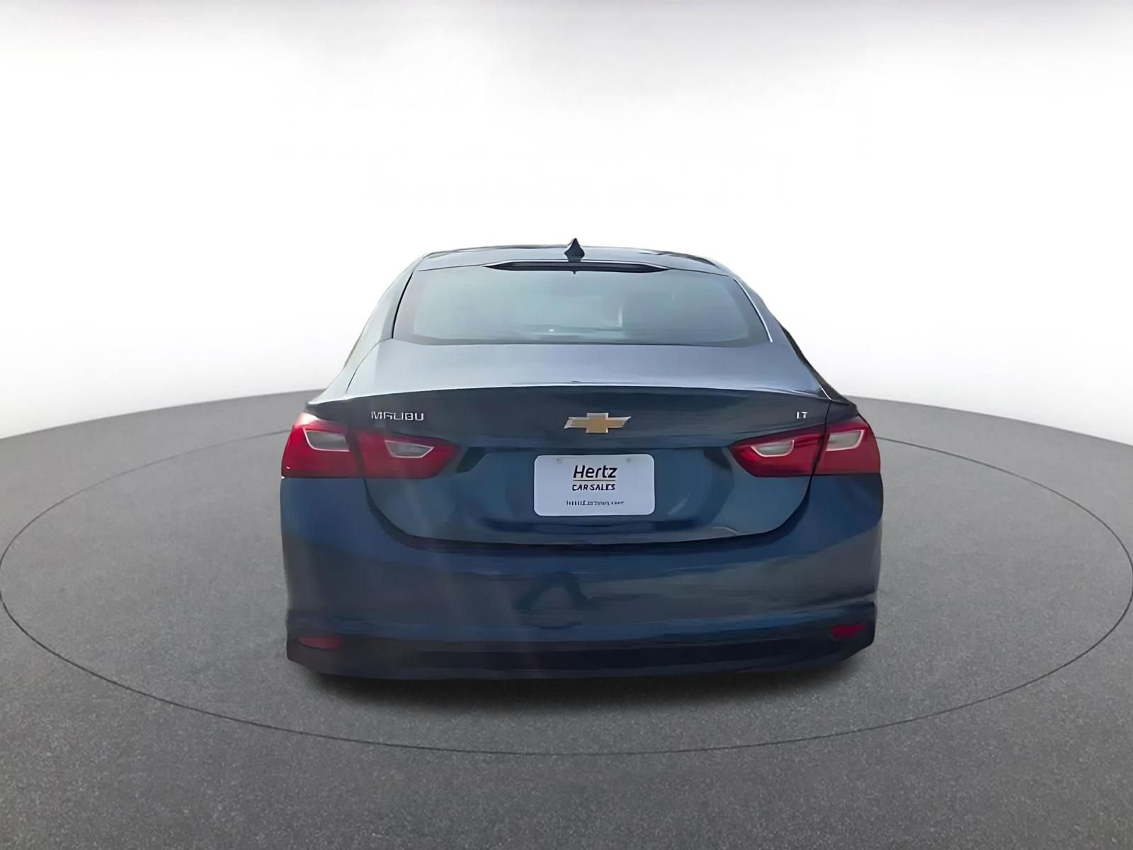 Thumbnail: 2024 Chevrolet Malibu - 12