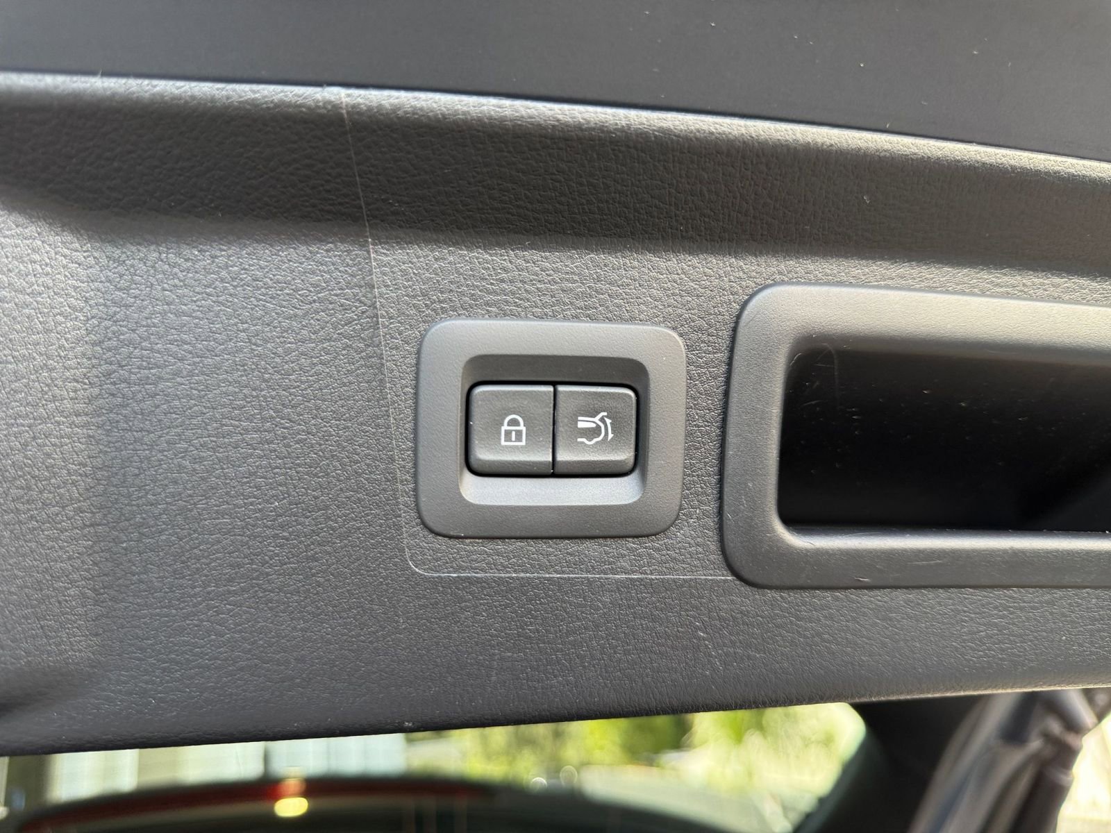 Thumbnail: 2025 Mazda CX-50 - 24