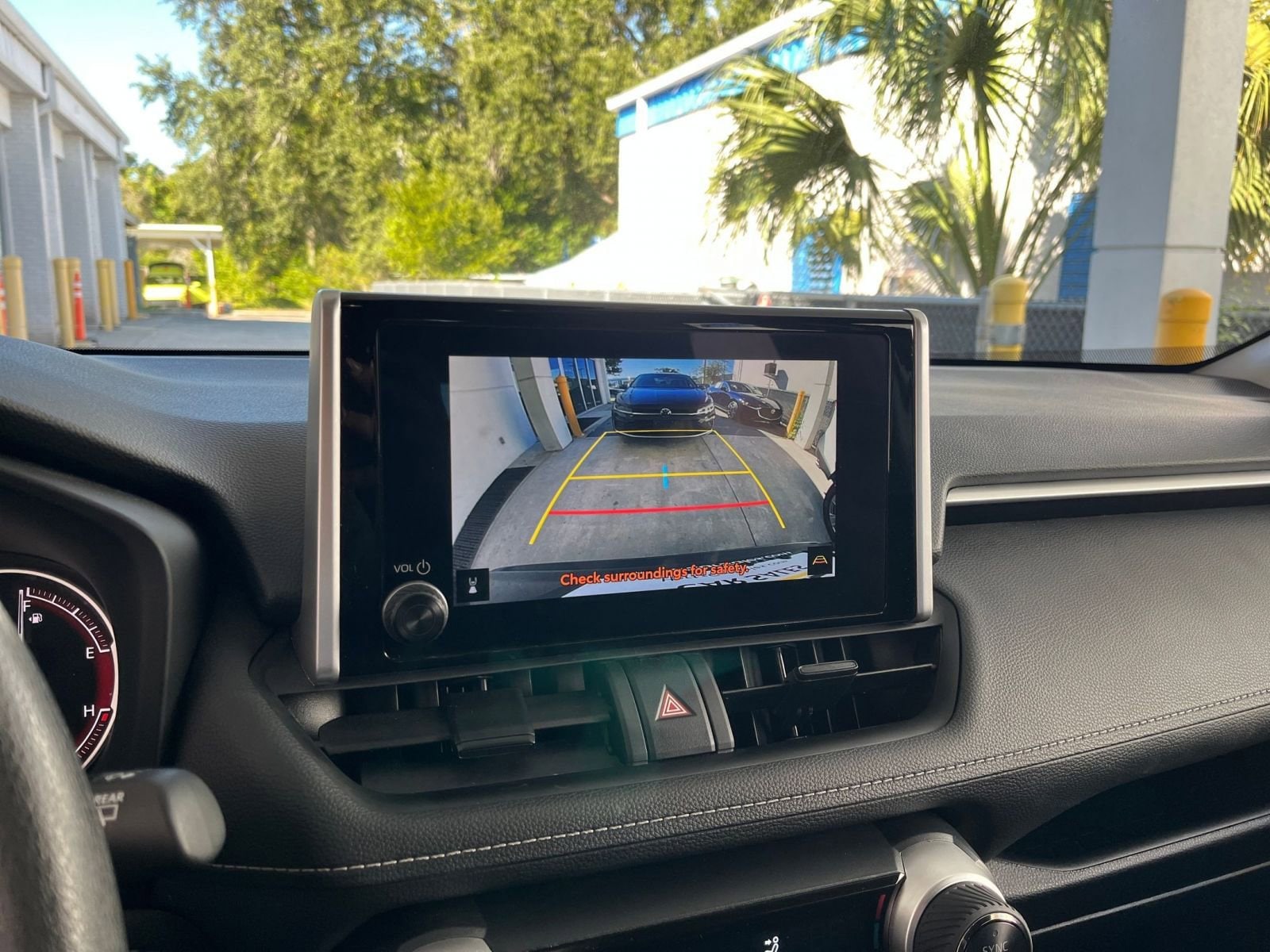 Thumbnail: 2025 Toyota RAV4 - 17