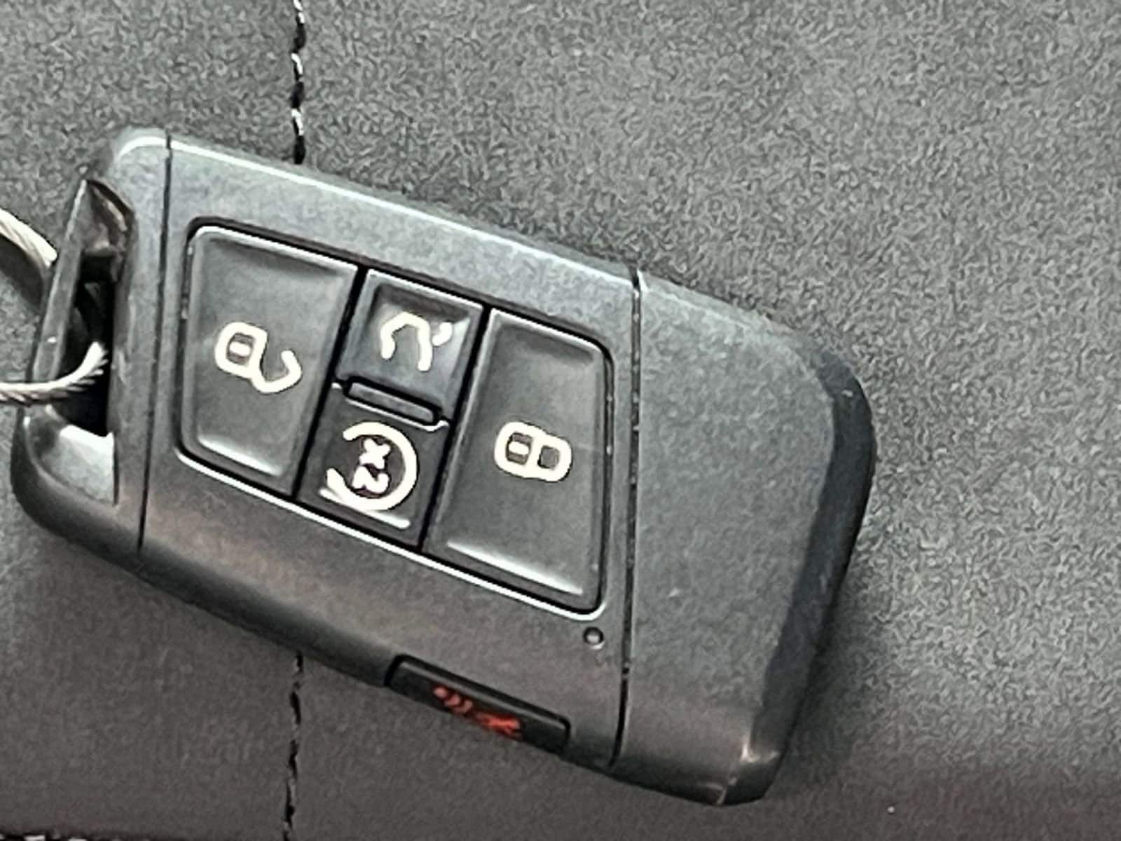 Thumbnail: 2025 Volkswagen Taos - 22