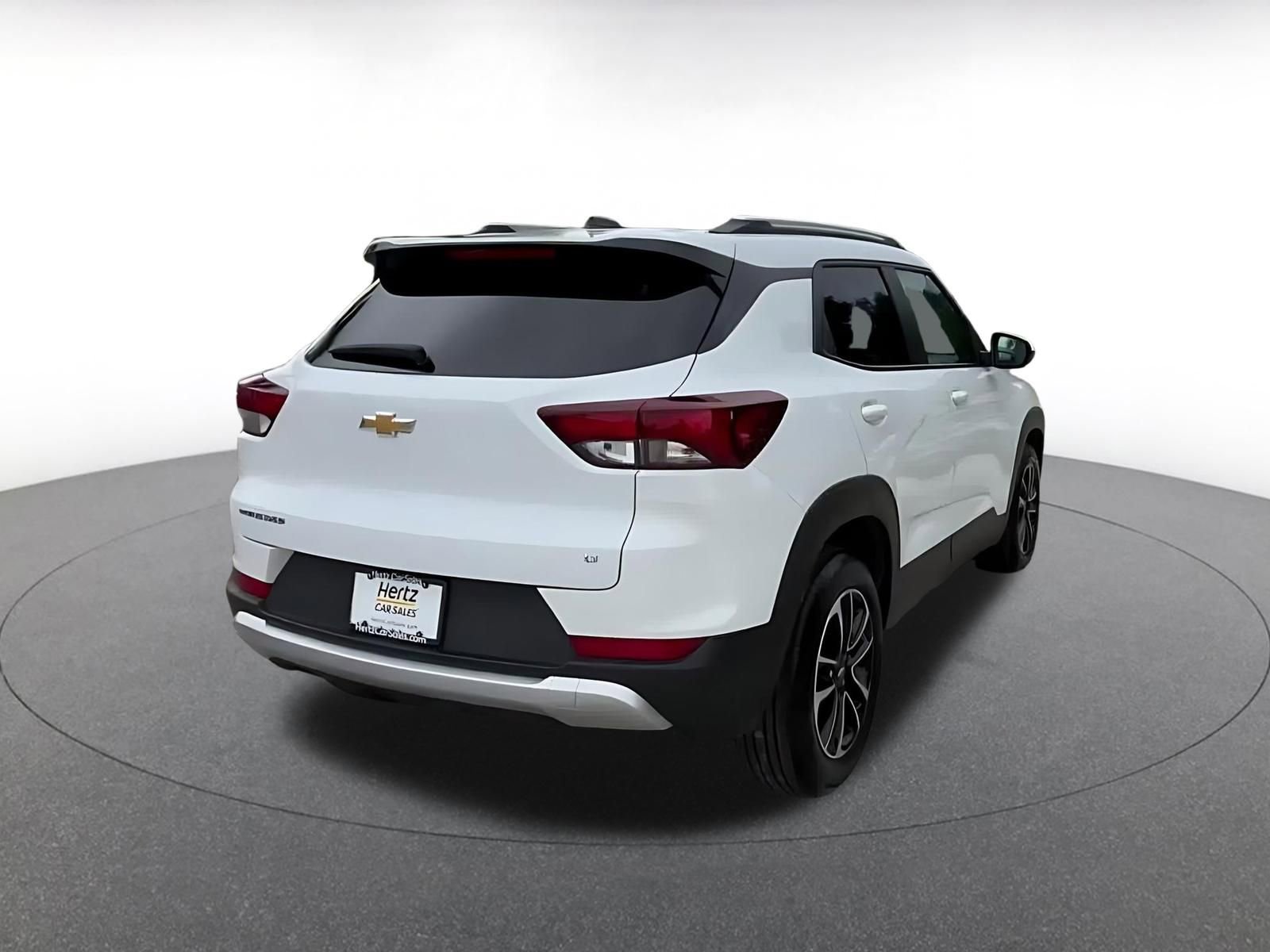 Thumbnail: 2025 Chevrolet TrailBlazer - 16