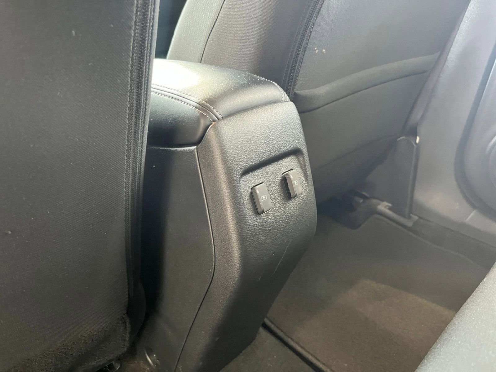 Thumbnail: 2024 Nissan Kicks - 24