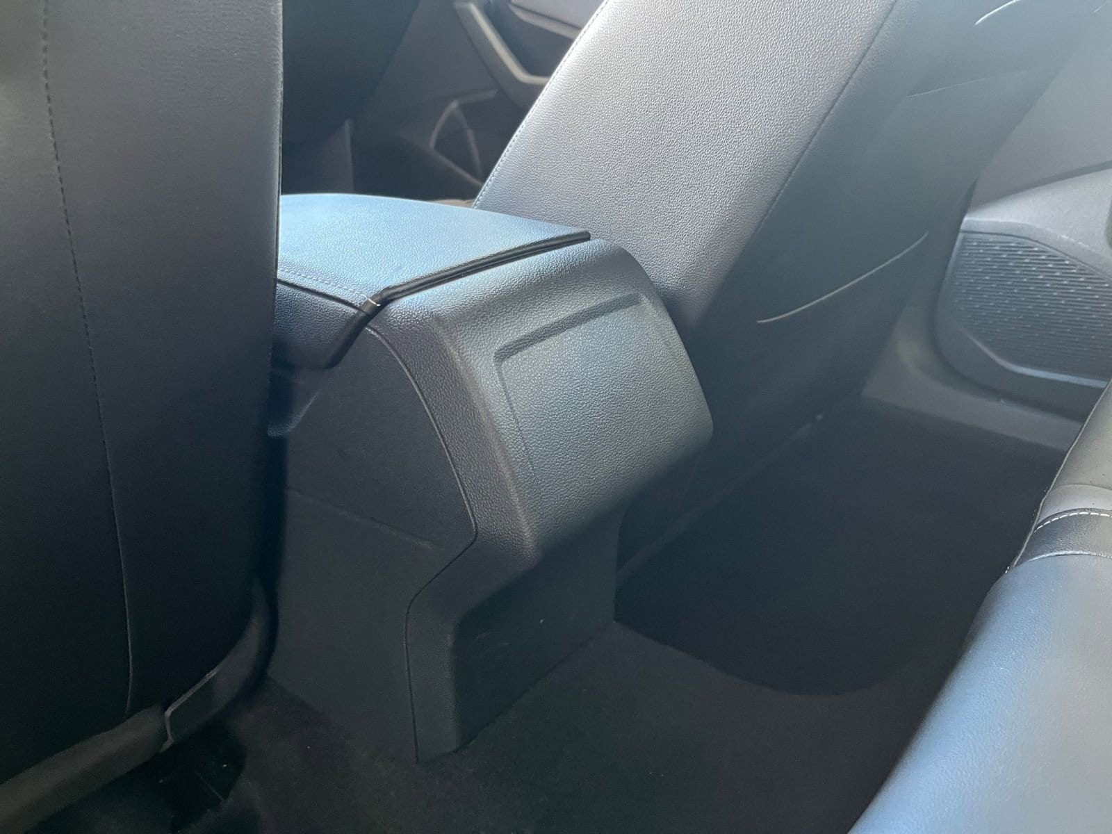 Thumbnail: 2025 Volkswagen Jetta - 24