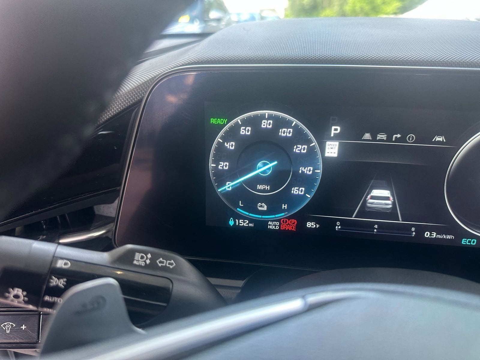 Thumbnail: 2023 Kia Niro - 18