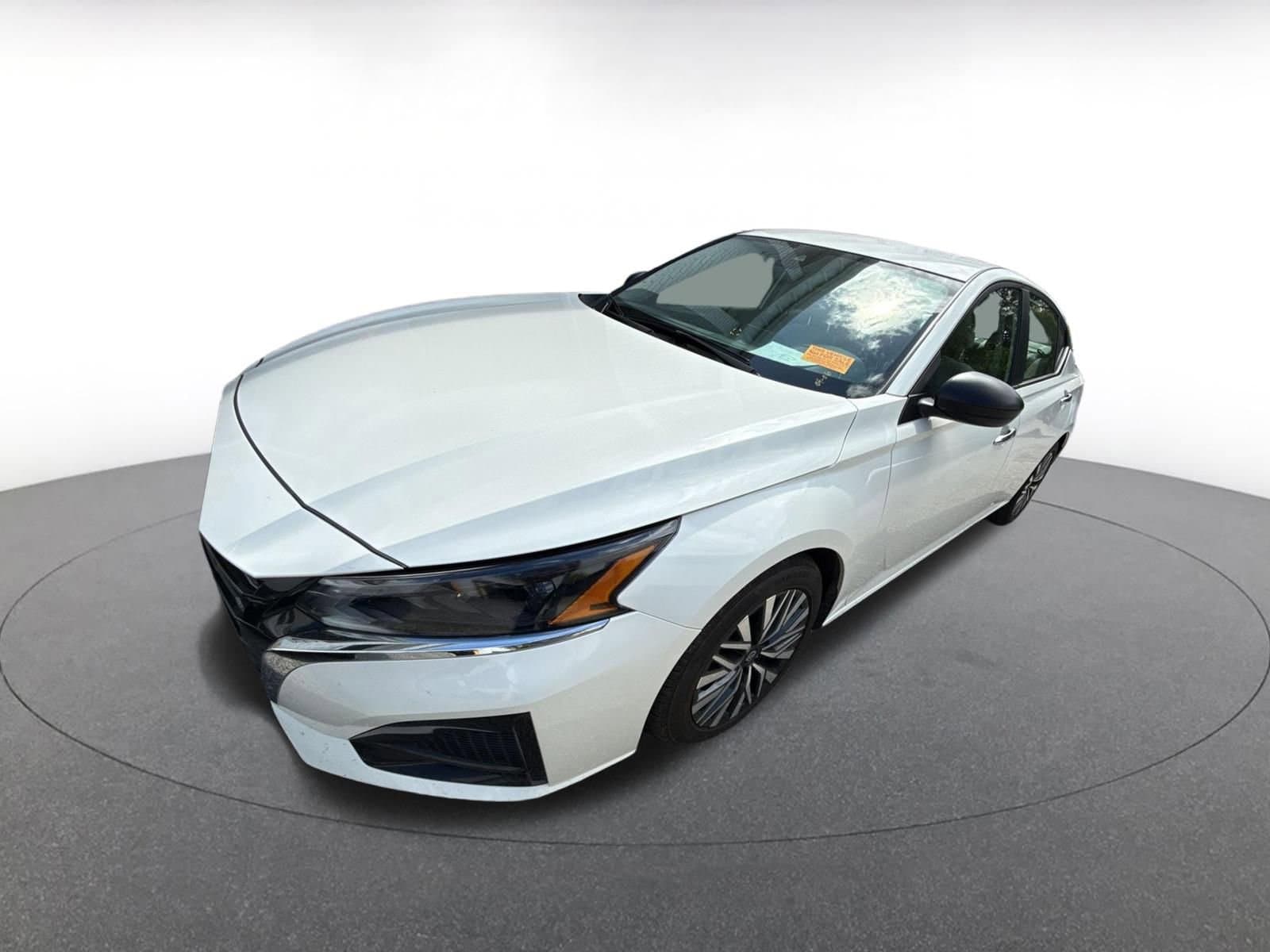 Thumbnail: 2025 Nissan Altima - 4