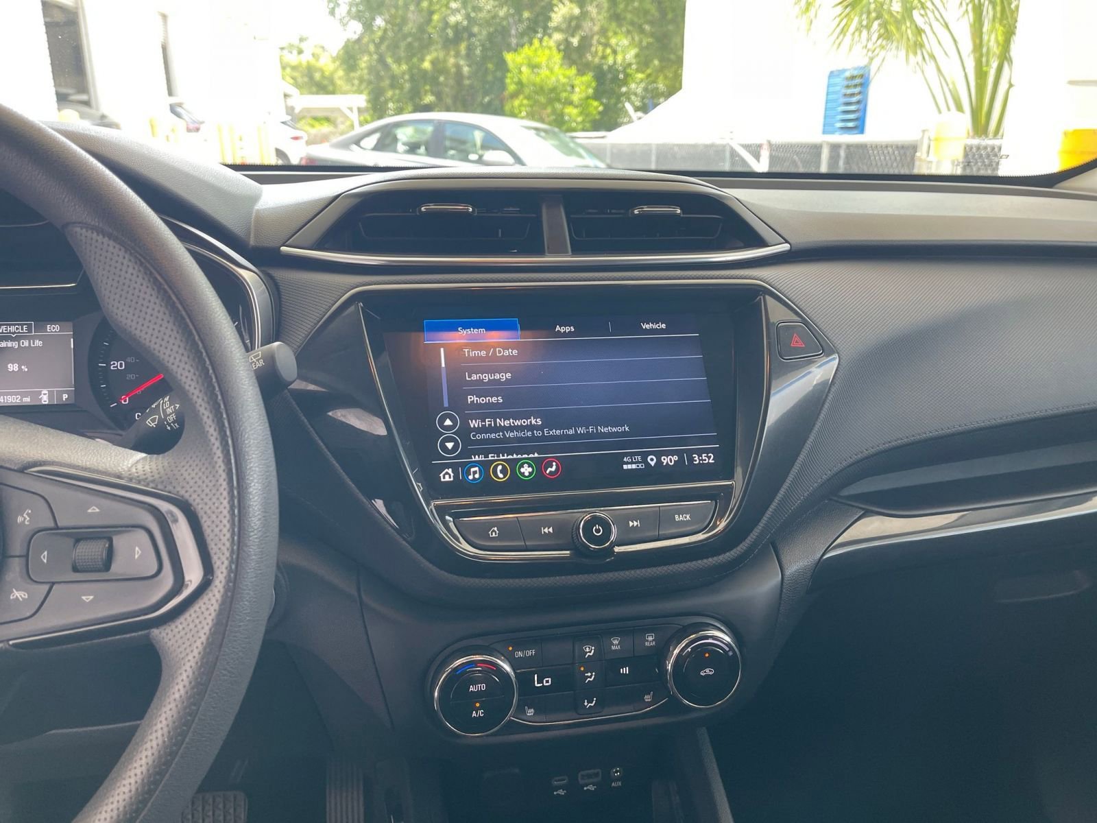 Thumbnail: 2023 Chevrolet TrailBlazer - 18