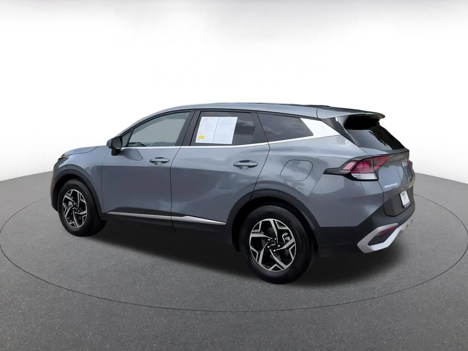 Thumbnail: 2025 Kia Sportage - 10