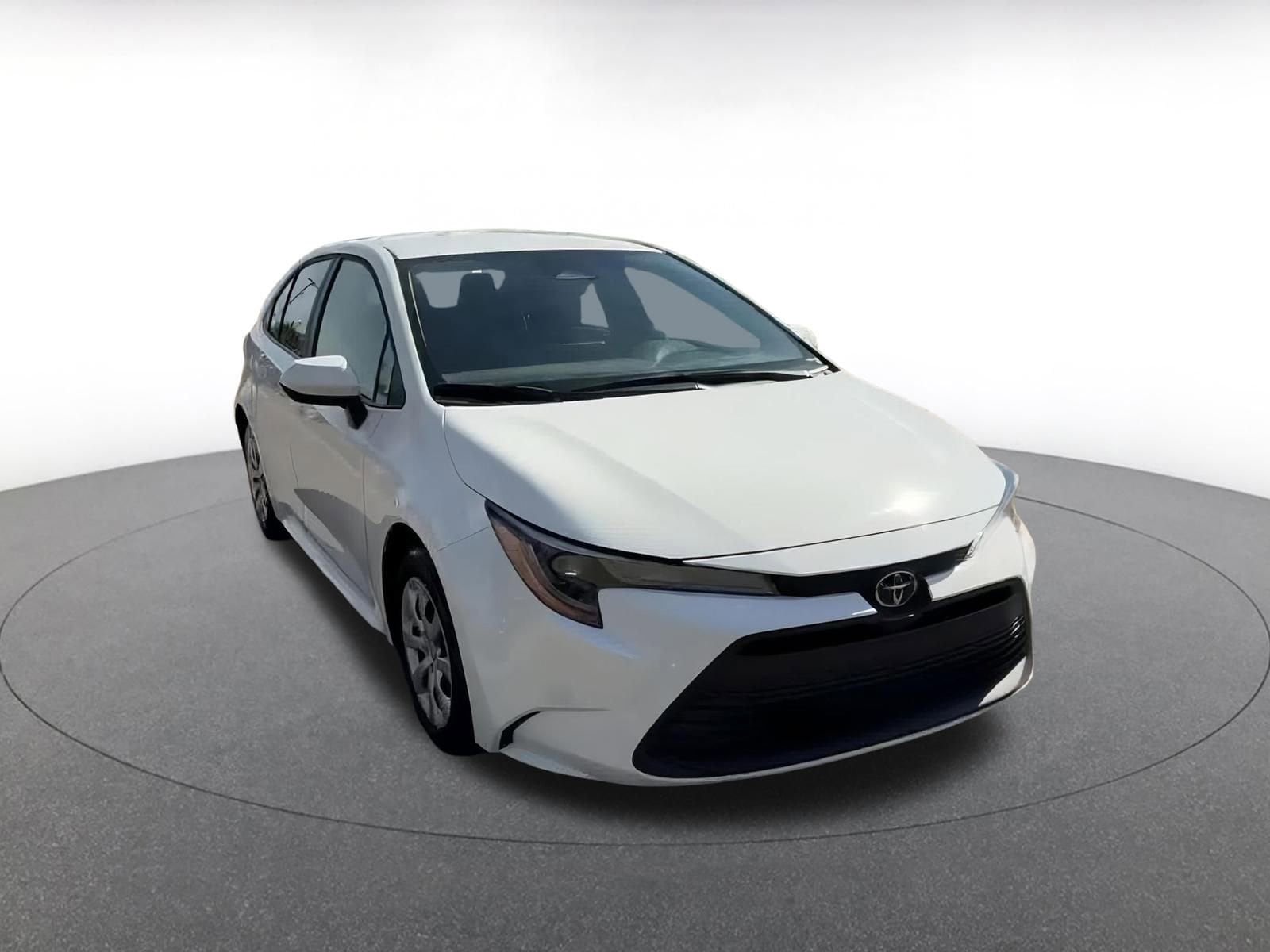 Thumbnail: 2025 Toyota Corolla - 3