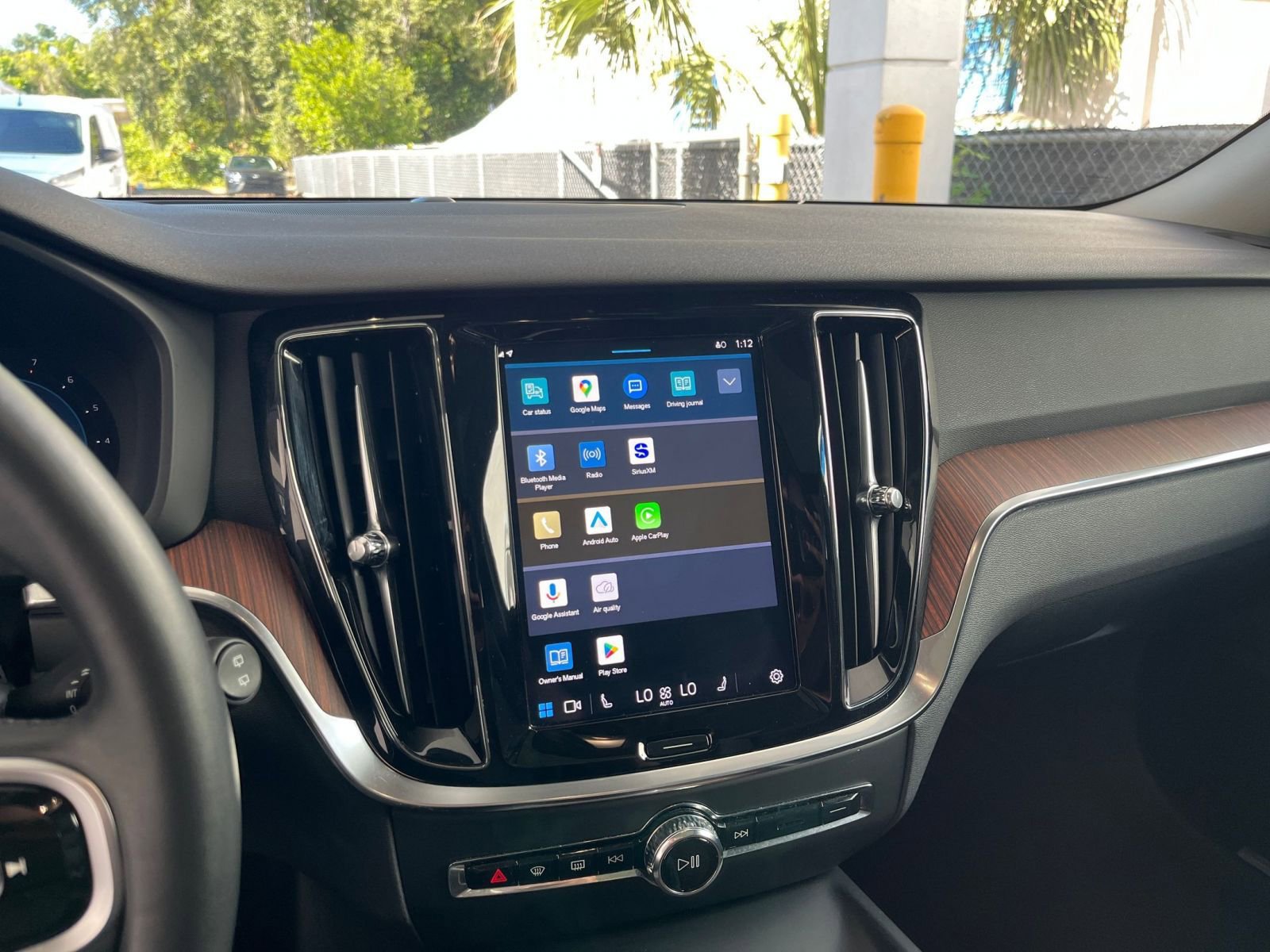 Thumbnail: 2025 Volvo S60 - 21