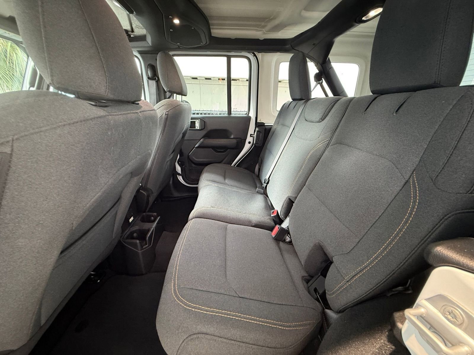 Thumbnail: 2025 Jeep Wrangler - 25