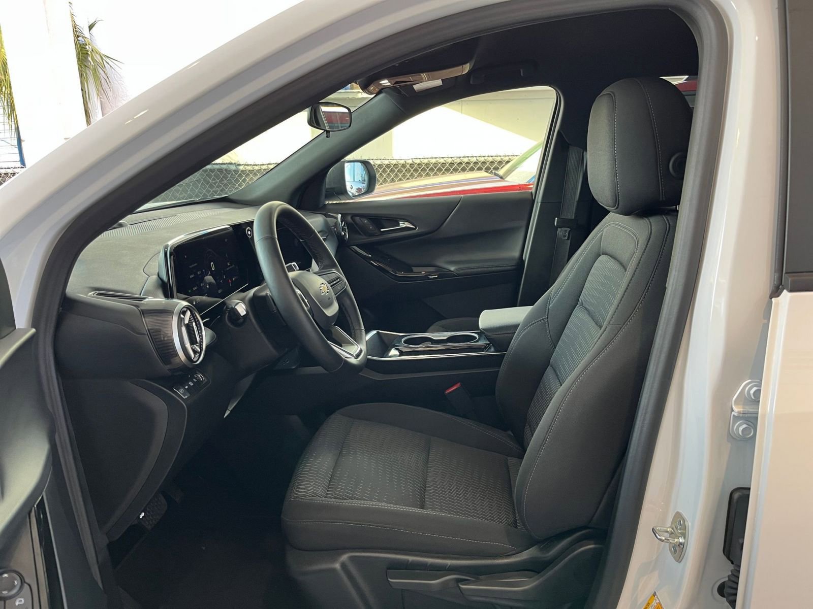 Thumbnail: 2025 Chevrolet Equinox - 27