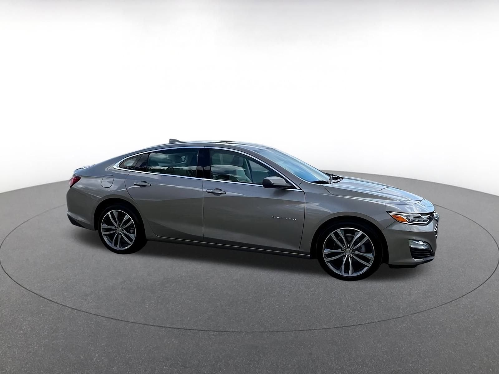 Thumbnail: 2024 Chevrolet Malibu - 1