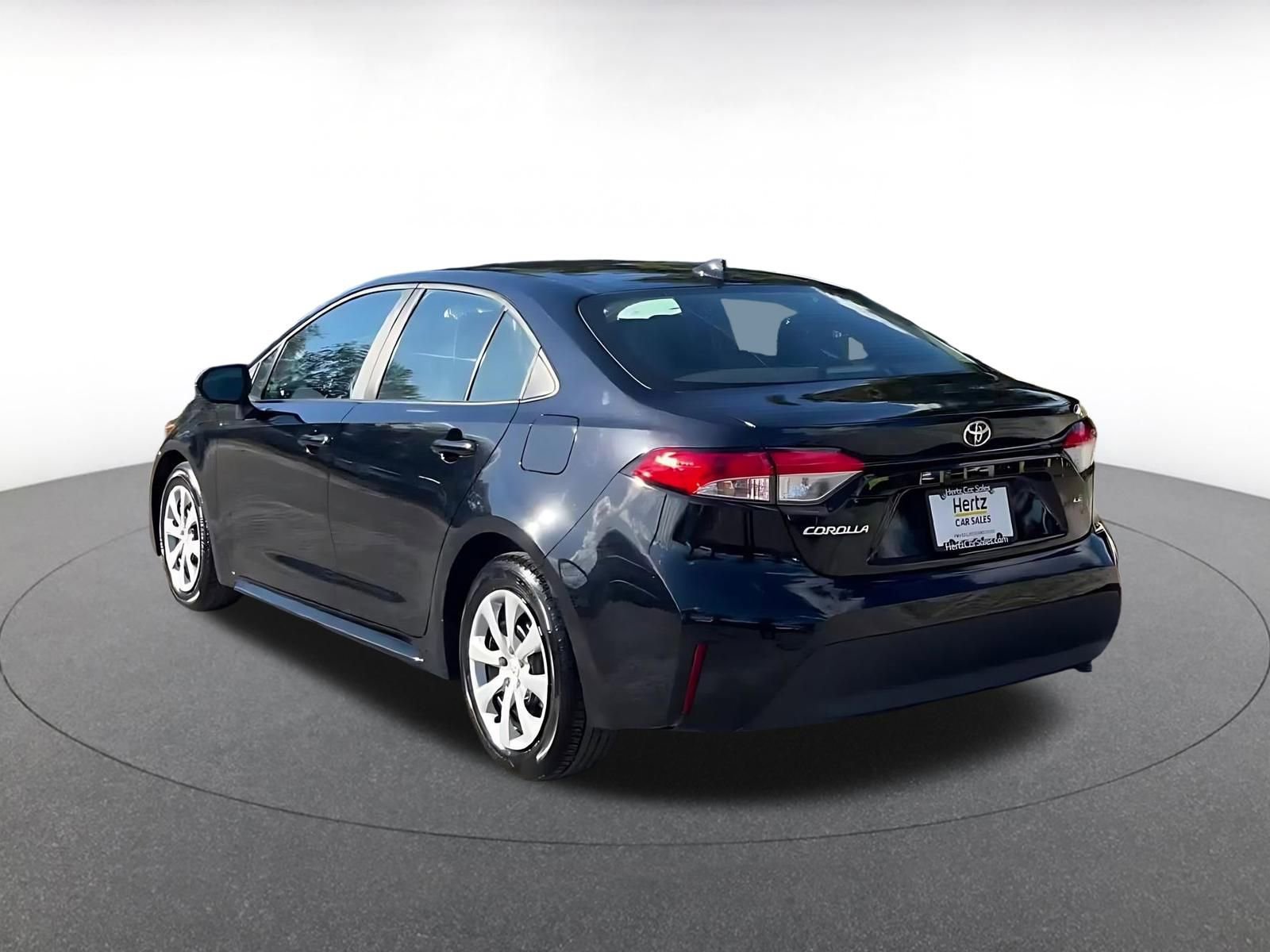 Thumbnail: 2025 Toyota Corolla - 10