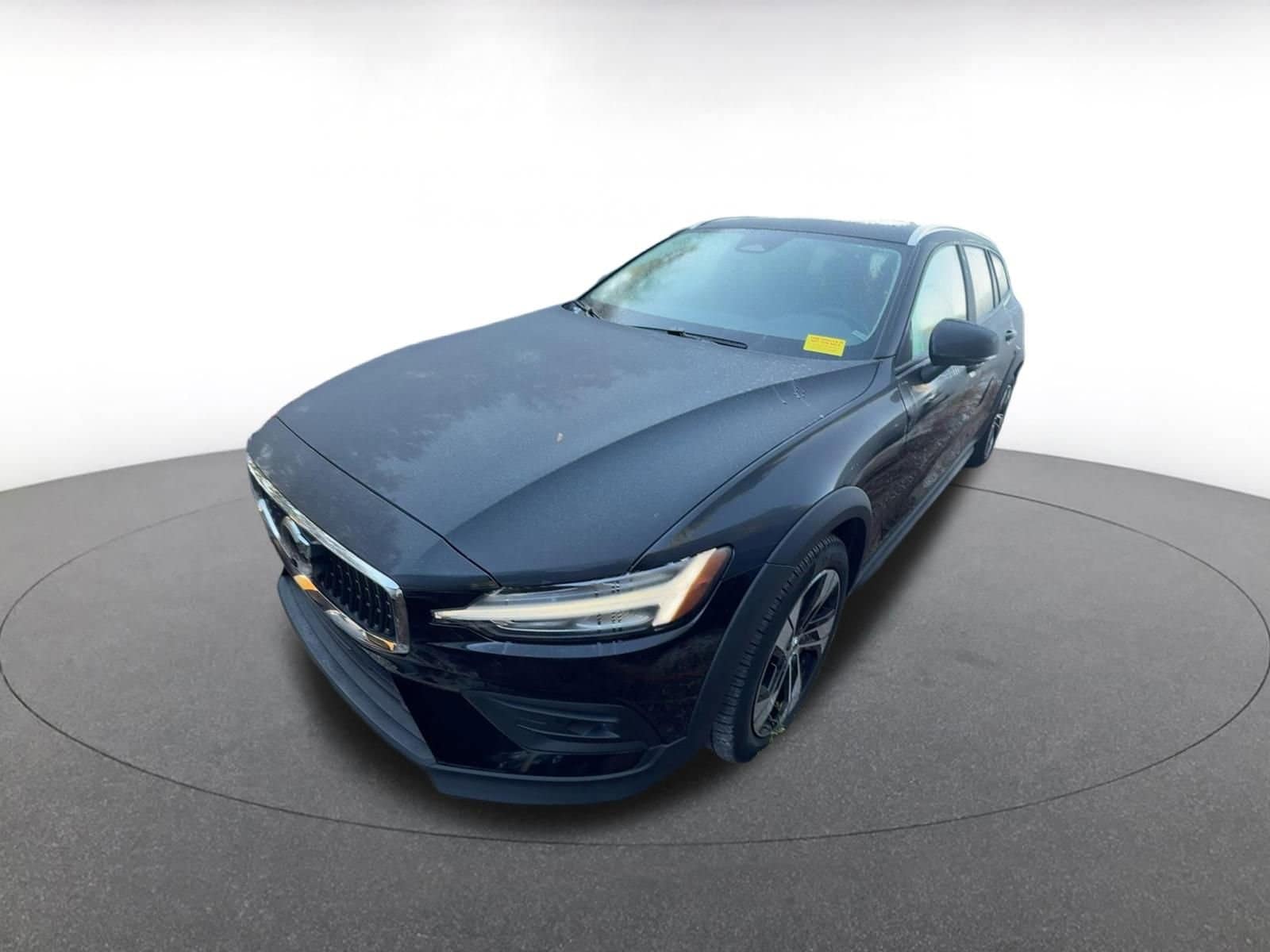 Thumbnail: 2025 Volvo S60 - 4