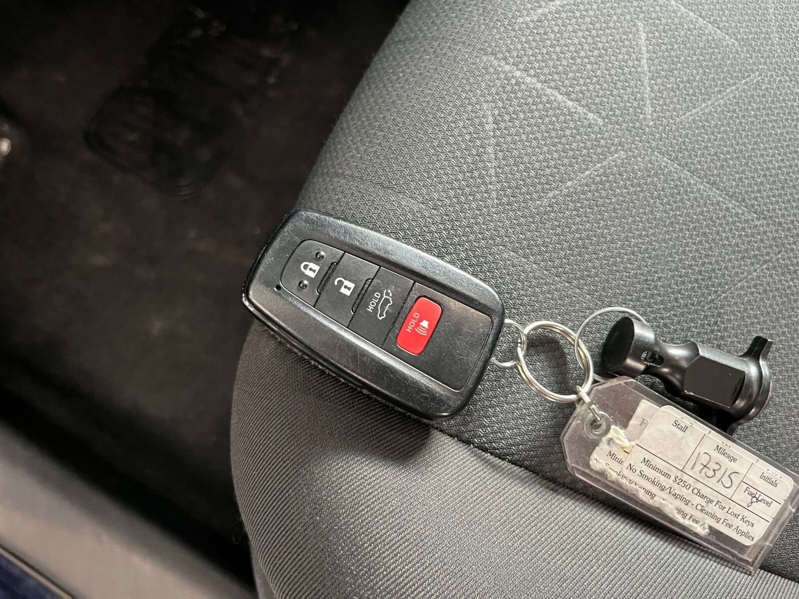 Thumbnail: 2025 Toyota RAV4 - 22