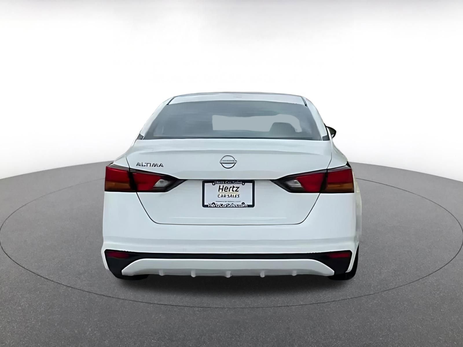 Thumbnail: 2025 Nissan Altima - 12