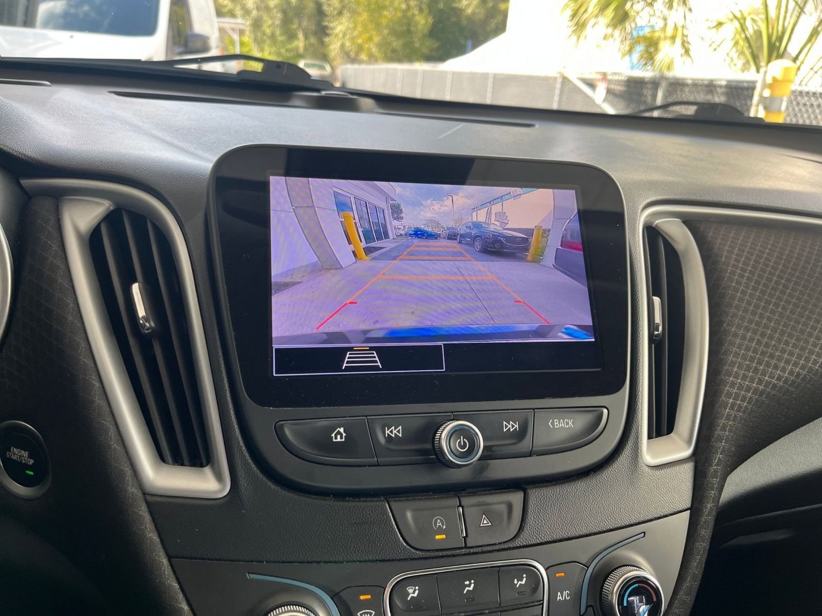 Thumbnail: 2023 Chevrolet Malibu - 17