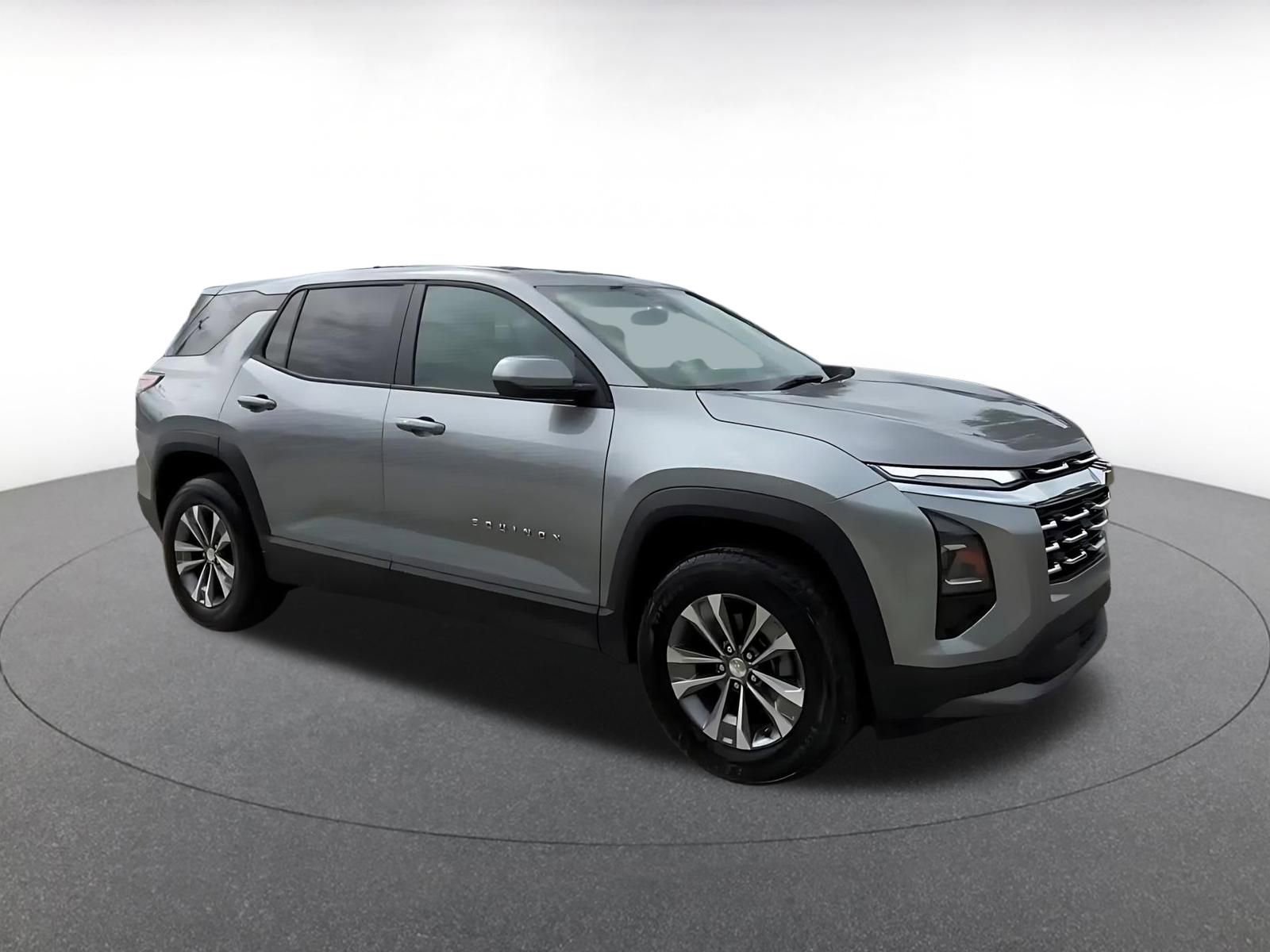 Thumbnail: 2025 Chevrolet Equinox - 2