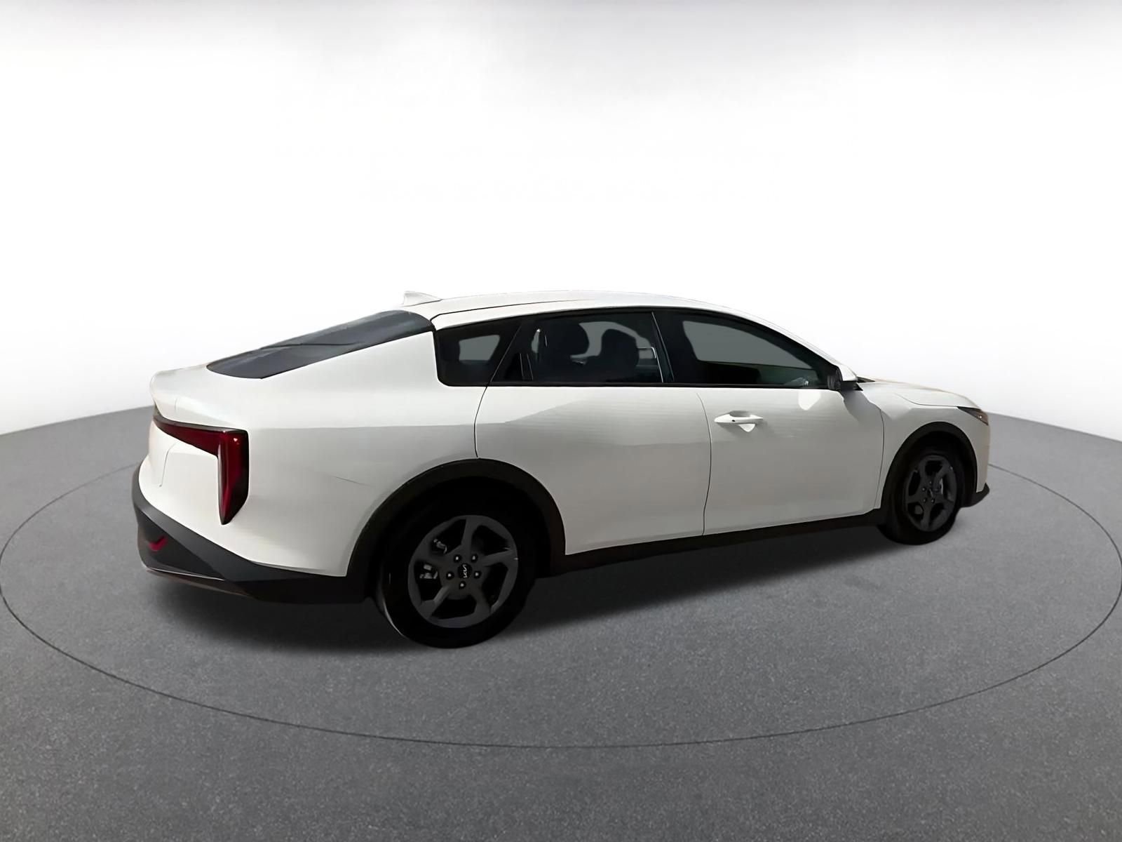 Thumbnail: 2025 Kia K4 - 12