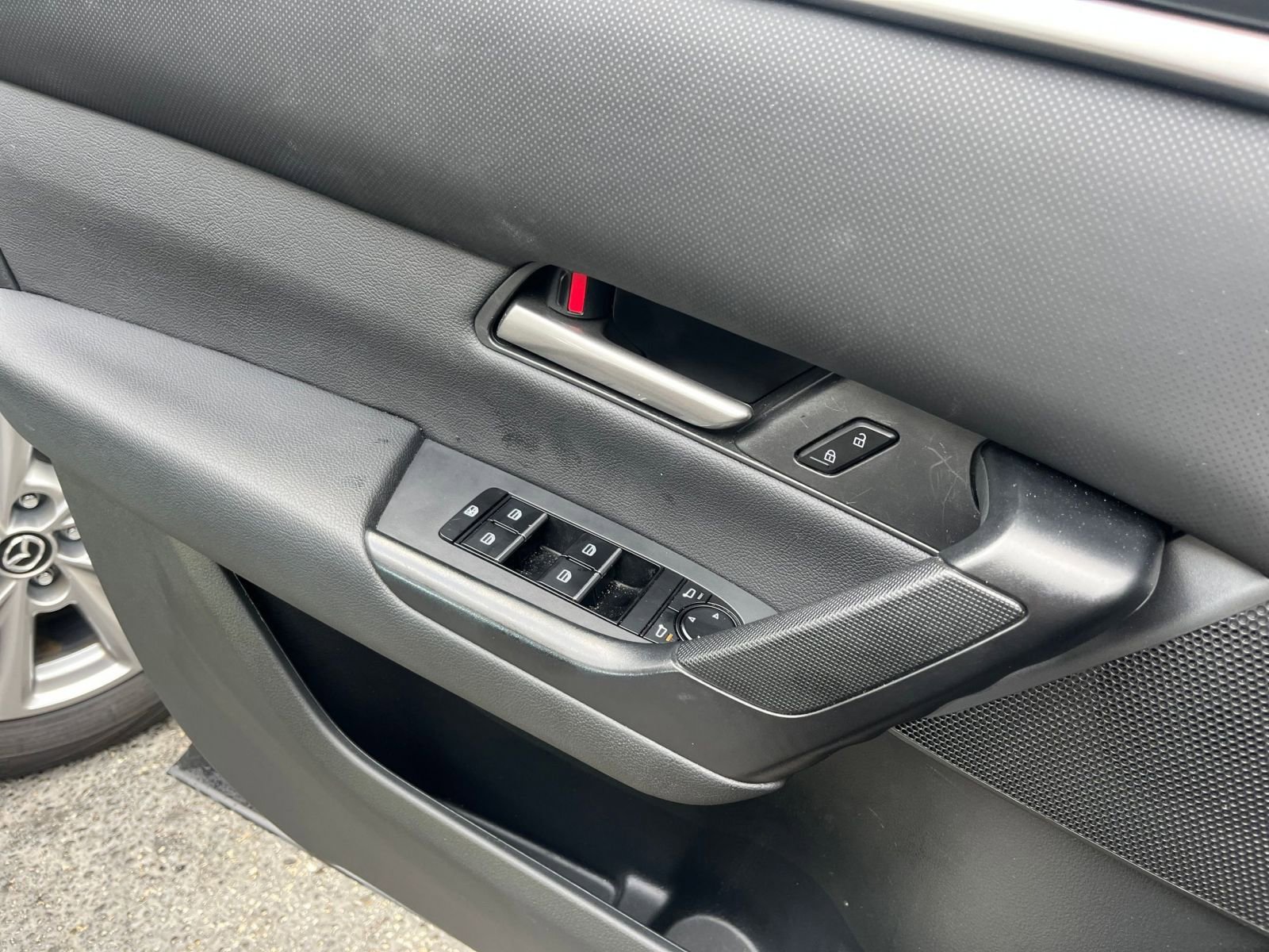 Thumbnail: 2025 Mazda CX-50 - 21