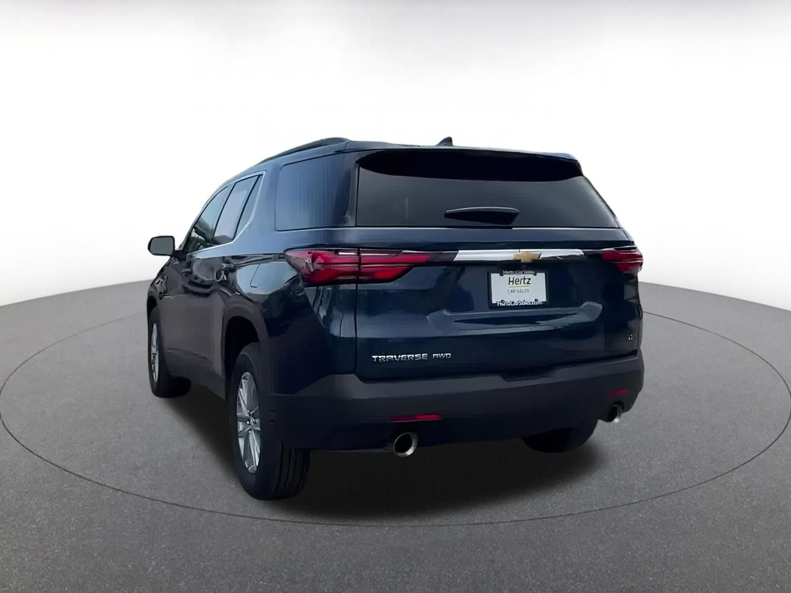 Thumbnail: 2023 Chevrolet Traverse - 11